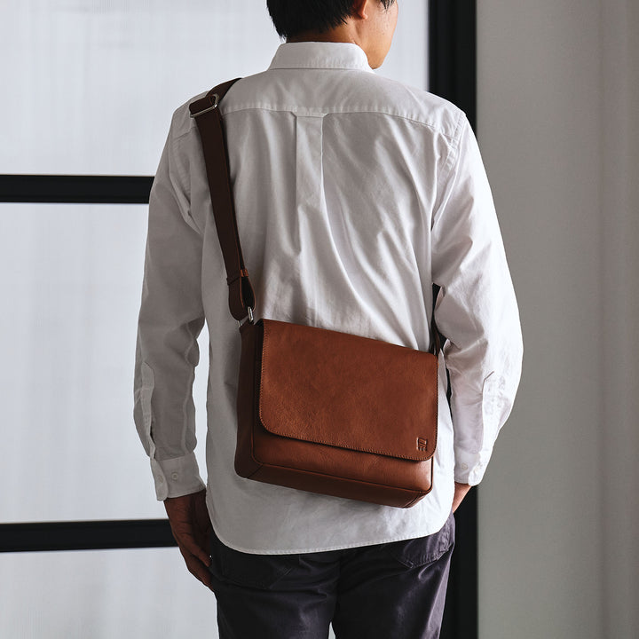 epe｜フラップショルダー キャメル