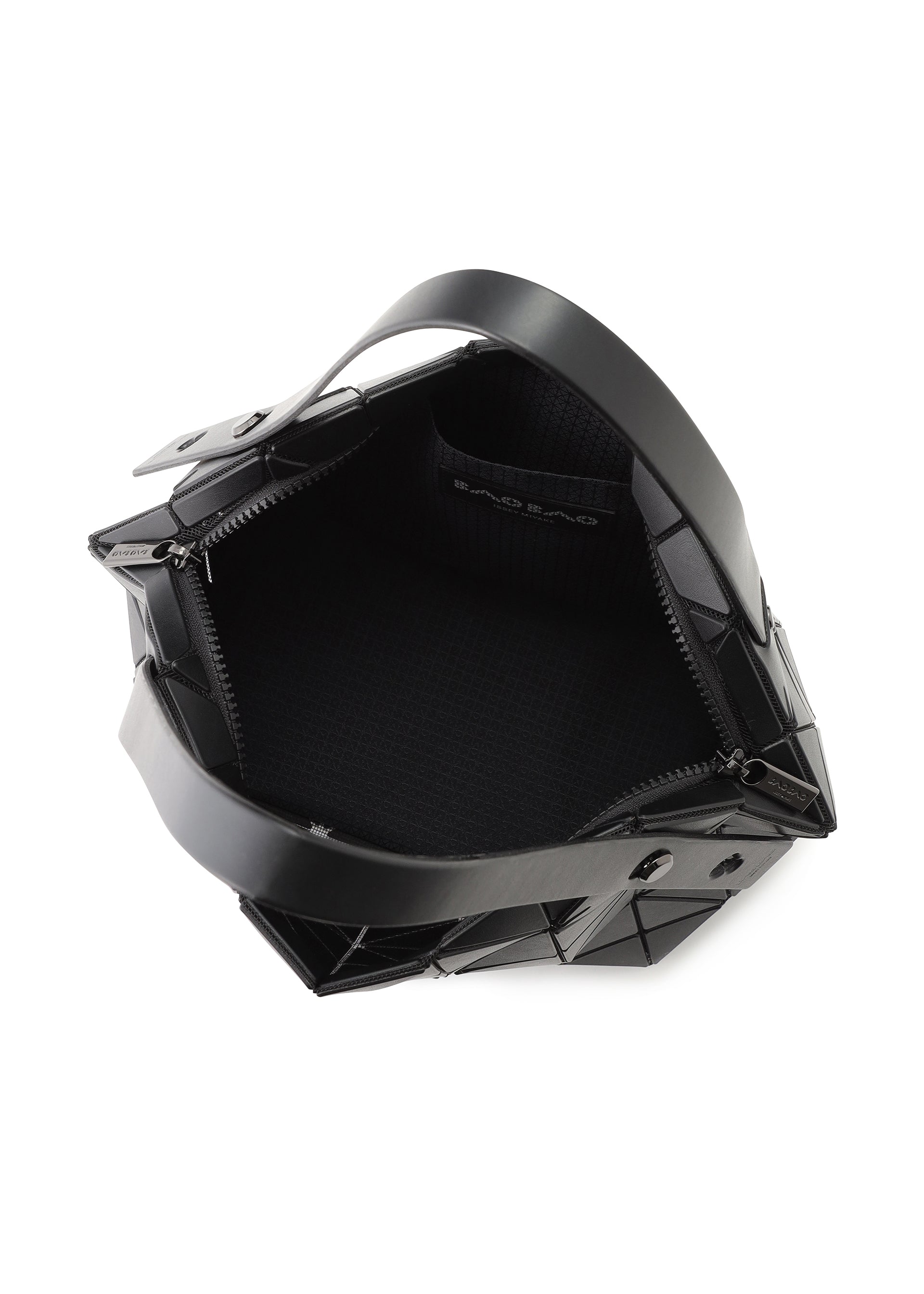 BOSTON Handbag Matte Black – ISSEY MIYAKE EU
