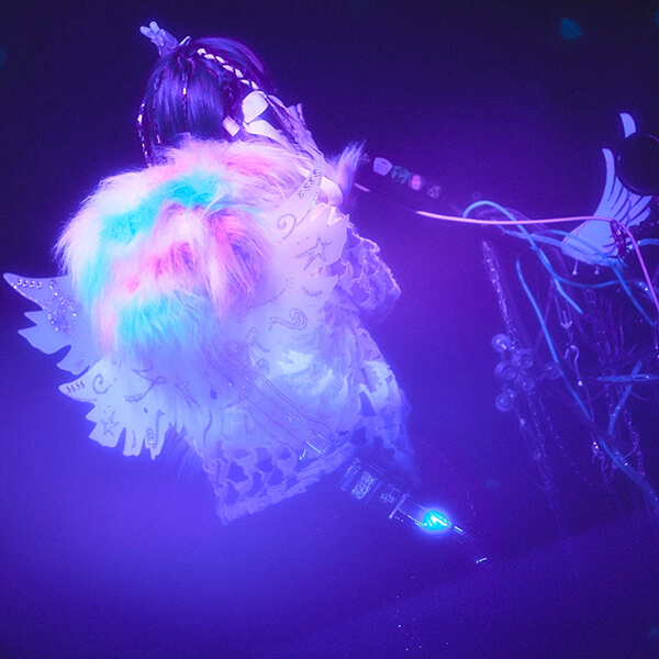 M A S U(エムエーエスユー) × ZUTOMAYO | ずっと真夜中でいいのに