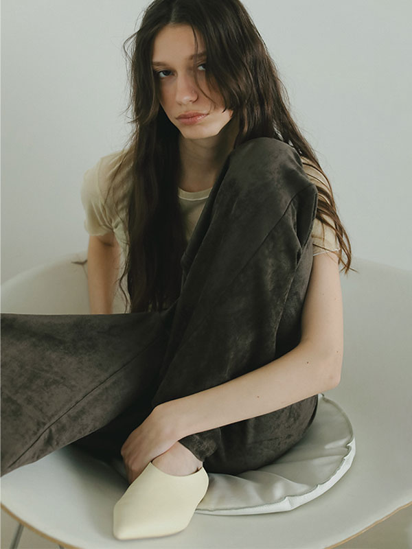 ポインテッドレザースリッポン(37 CREAM): シューズ │ ETRE TOKYO