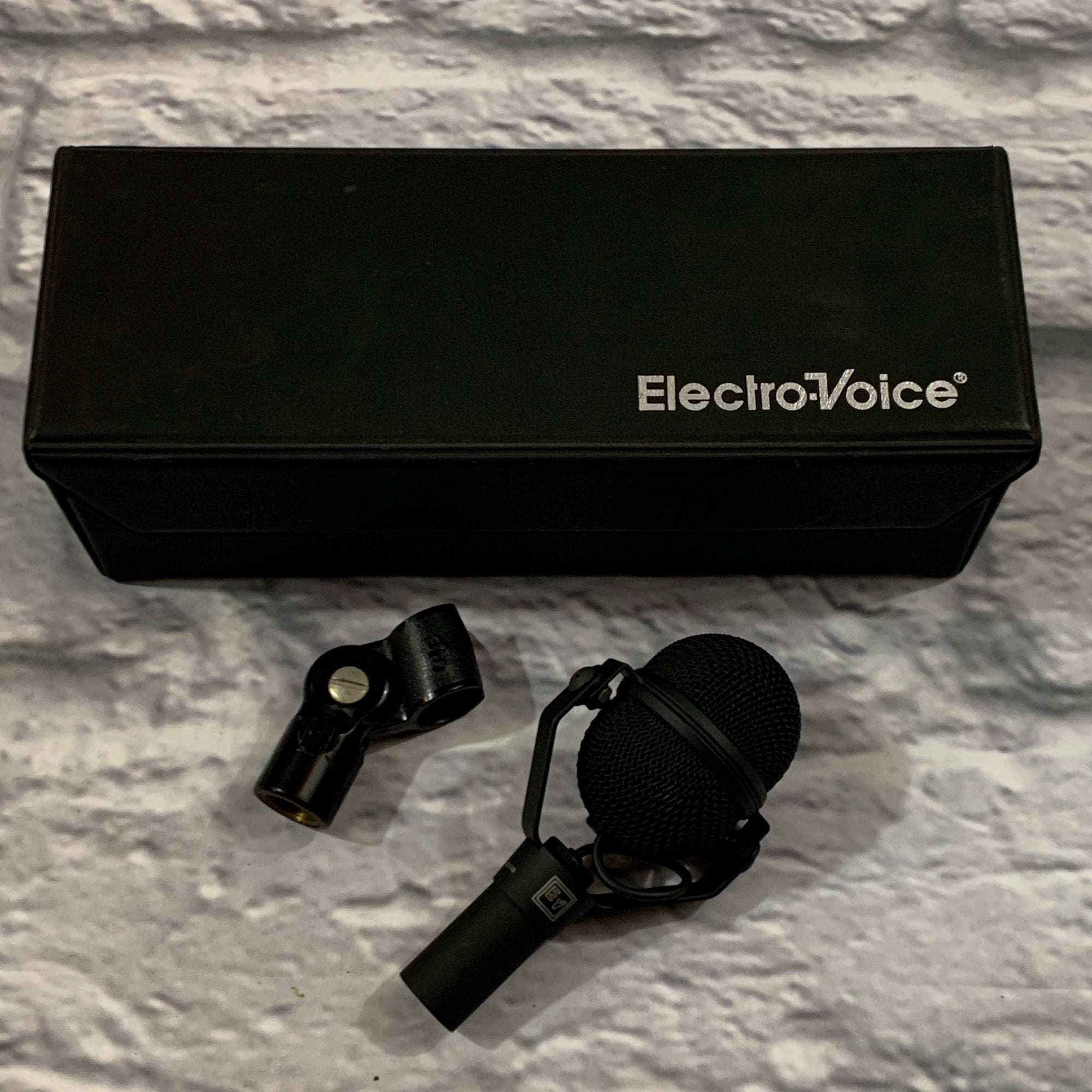 Electro-Voice N/D 408A Dynamic Microphone - Evolution Music