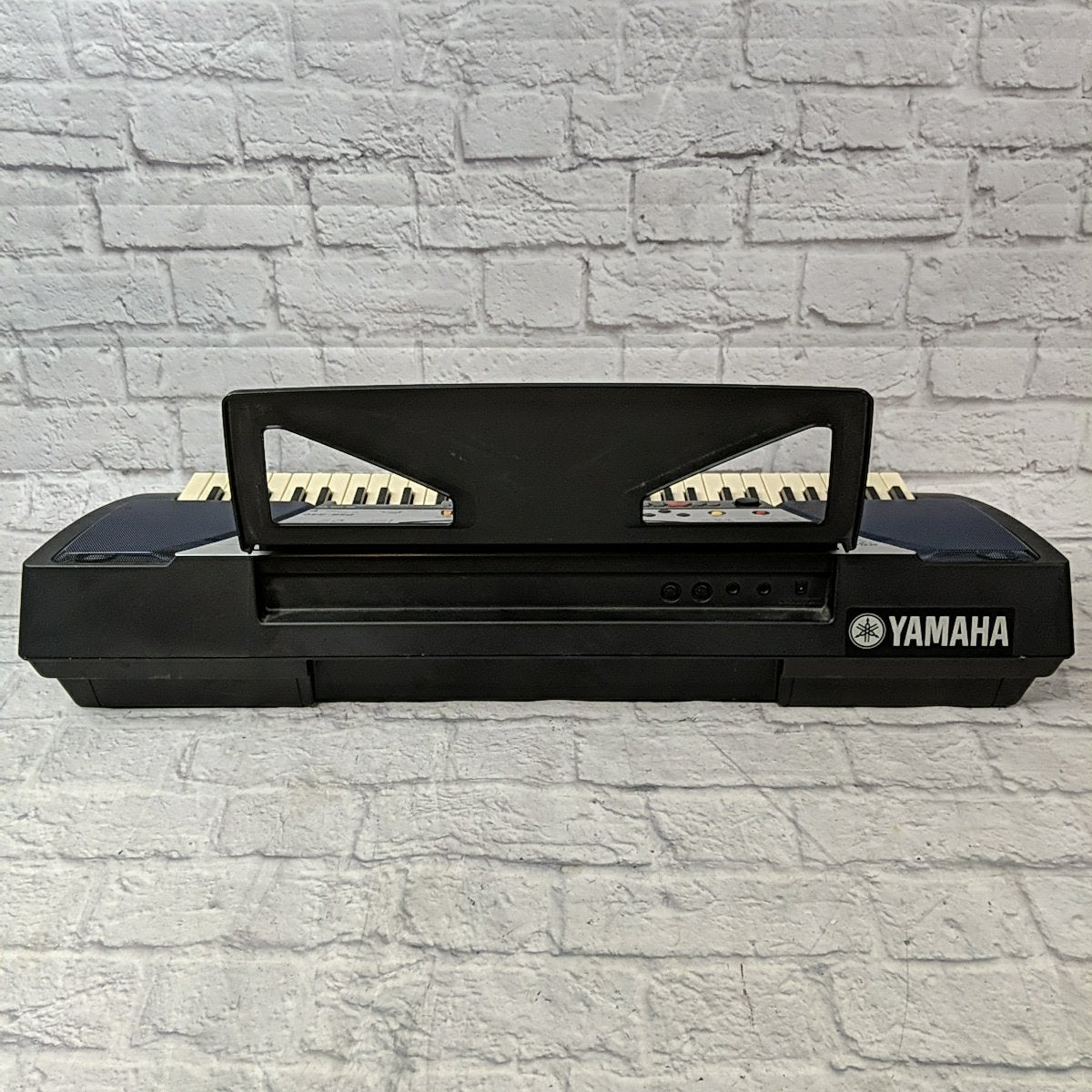 Yamaha Portatone PSR-340 61-Key Electronic Keyboard - Evolution Music