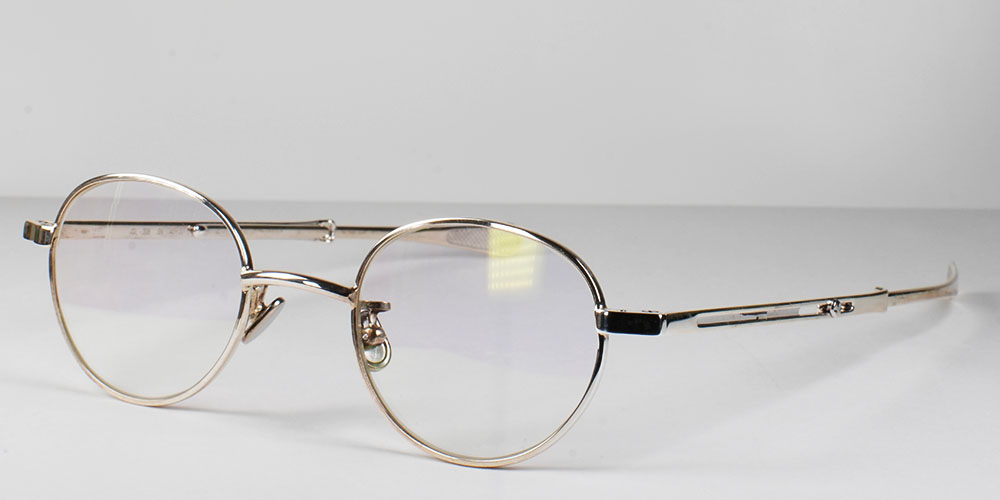 GERNOT LINDNER | 取扱いブランド | EYE CARE SYSTEM 綱島のメガネ