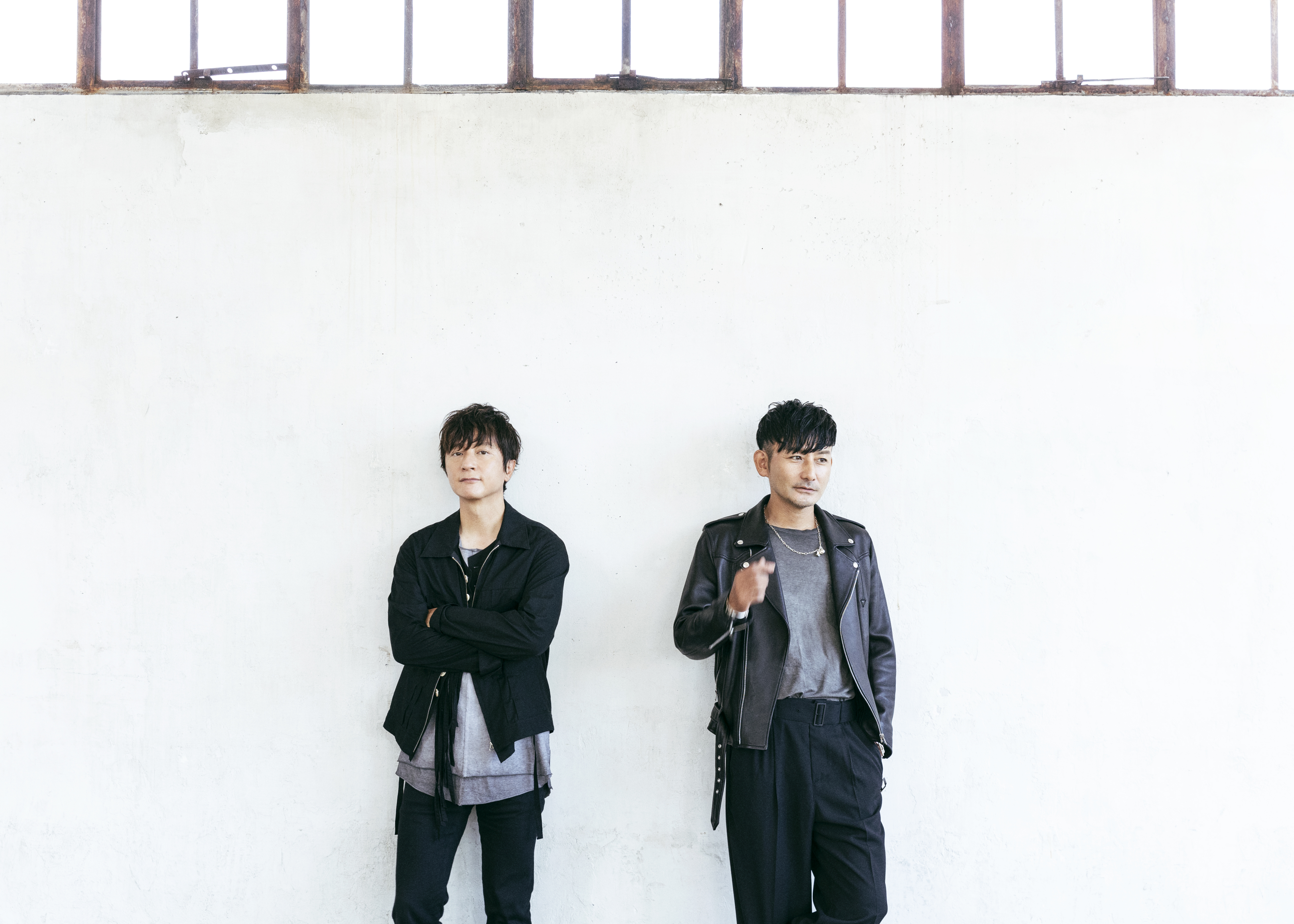 ポルノグラフィティが『テーマソング』で見せた、応援歌を書くという