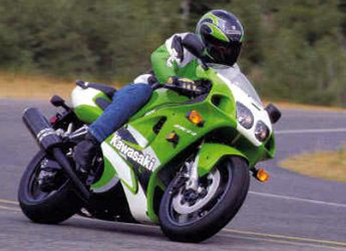 Kawasaki 750 ZX-7 R 1997 - Motorcycle specifications, reviews, photos