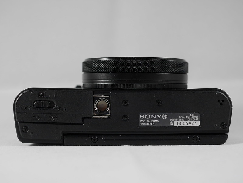 捕捉力抜群の”小さい巨人” ソニー DSC-RX100 V レビュー【RX100M5