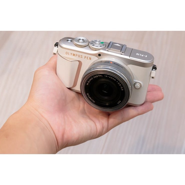 レンタル] OLYMPUS PEN E-PL10 EZダブルズームキット ミラーレス一眼