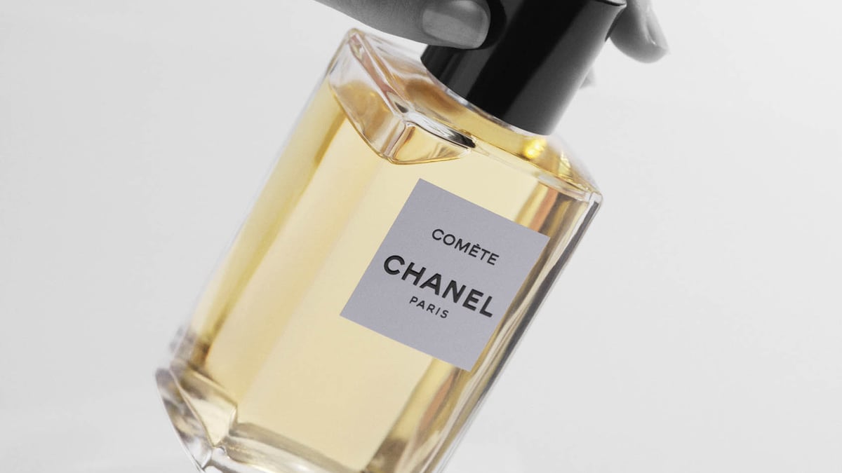 シャネル「レ ゼクスクルジフ」にインテンス フローラルの新作香水が