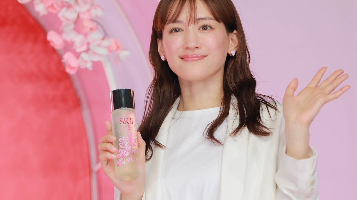 綾瀬はるかが40歳を迎える心境を語る SK-IIが春に向けたキャンペーンを実施