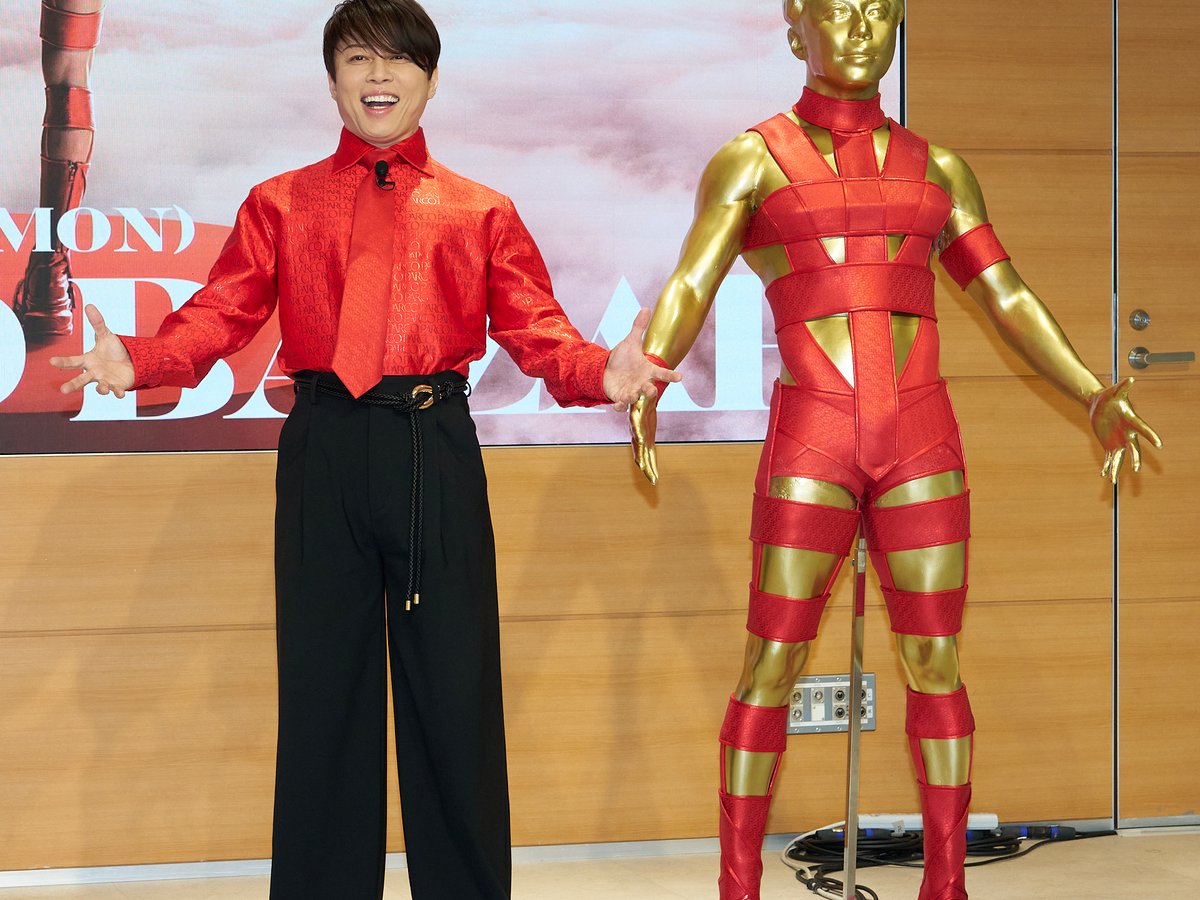 西川貴教 × PARCOグランバザール、特製「HOT LIMITスーツ」姿の肉体美