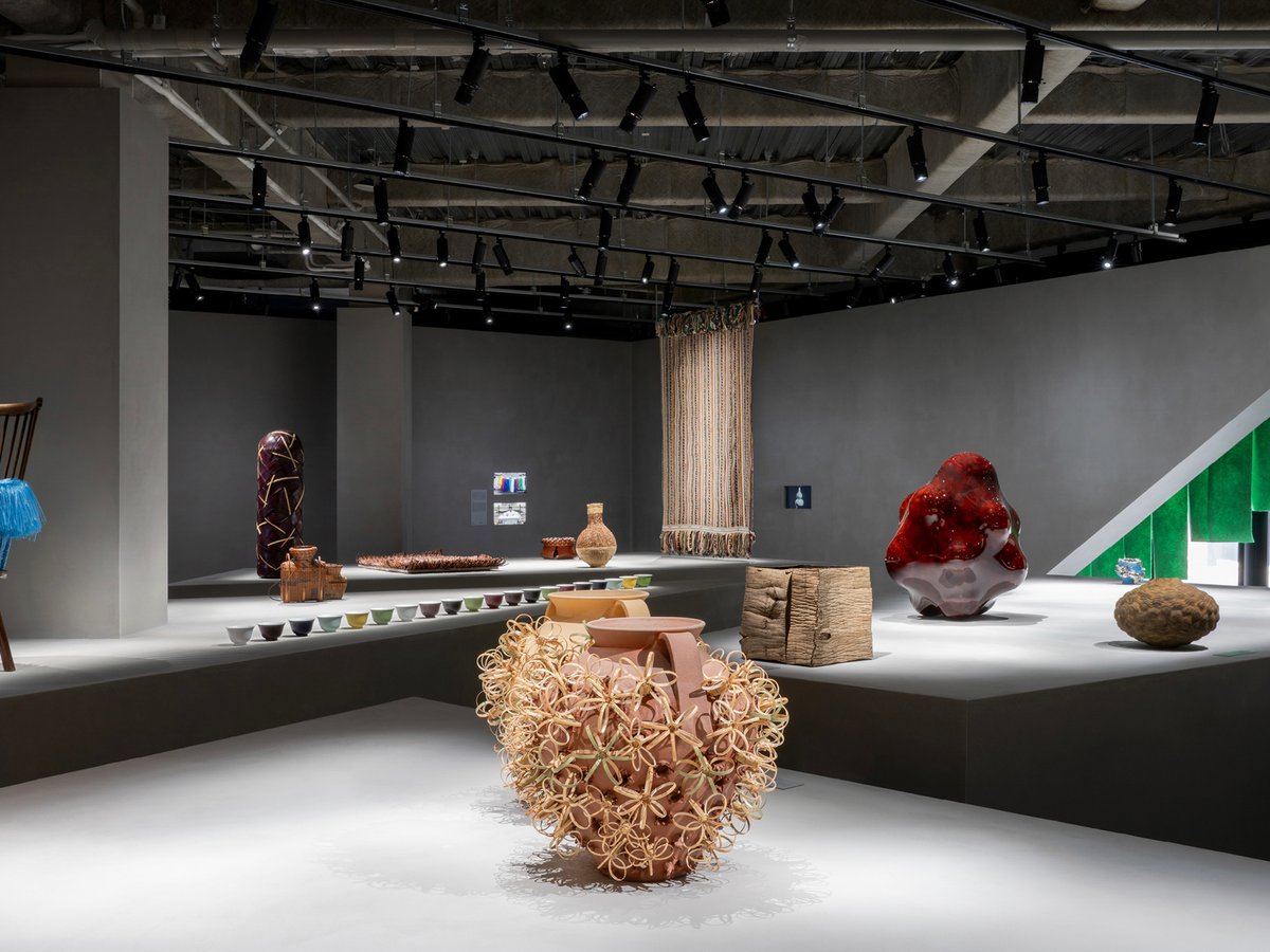 loewe-exhibition-008-b62b0f1b-