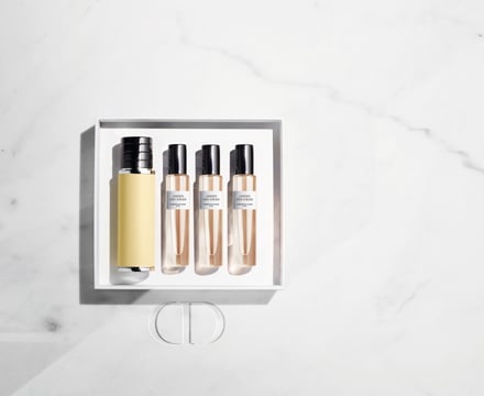 メゾン クリスチャン ディオール」のミニサイズスプレー発売