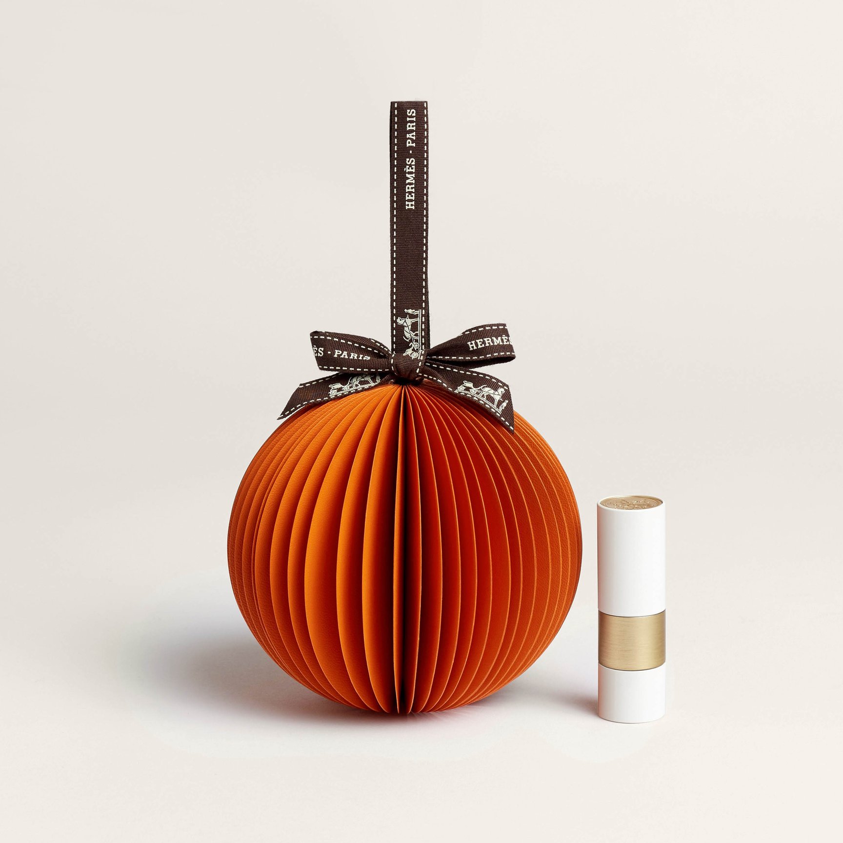 2024年クリスマスコフレ】エルメス：ツリーに飾れるオーナメントと