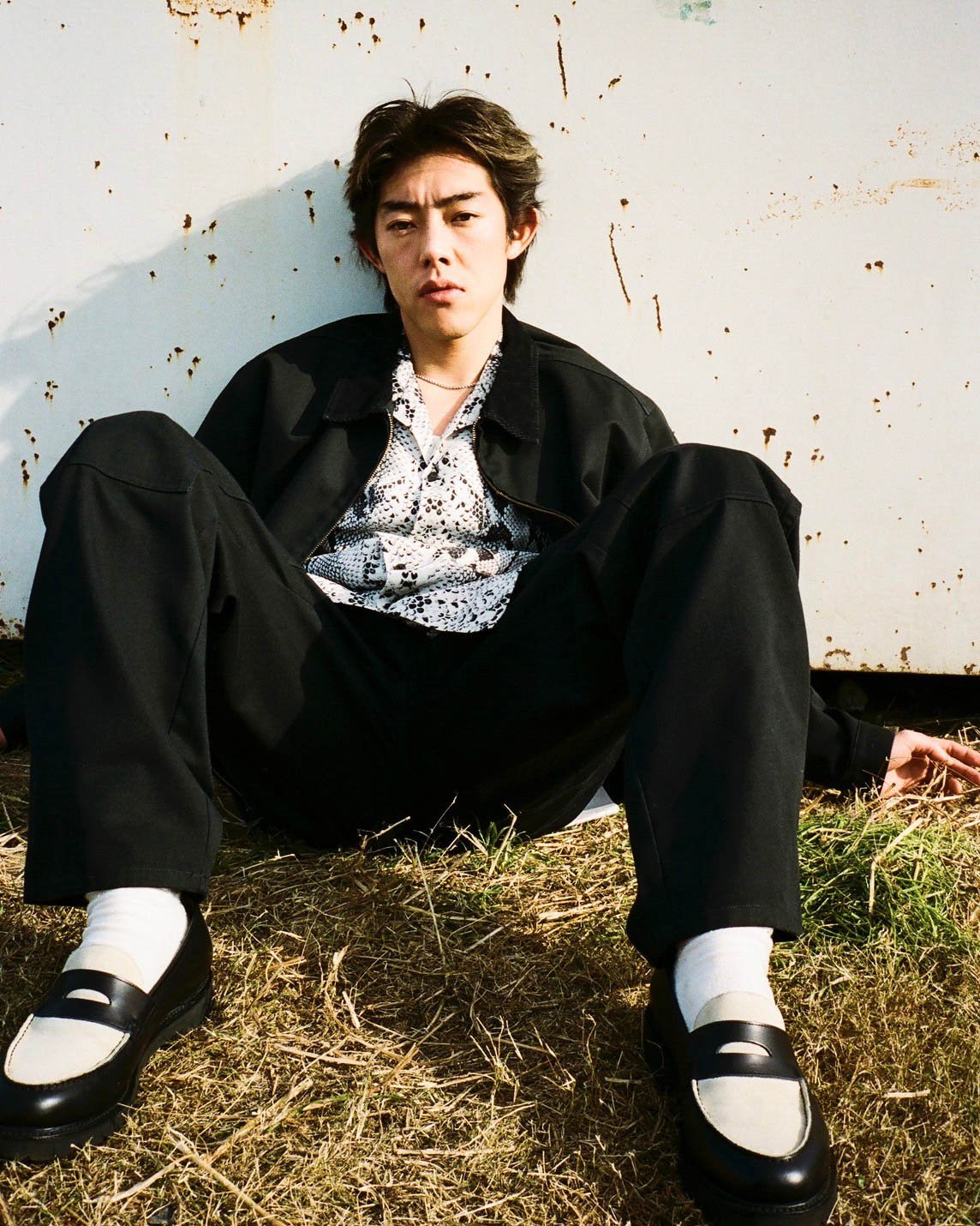 ショットがディッキーズとコラボ レザーをあしらったダブルニーワーク