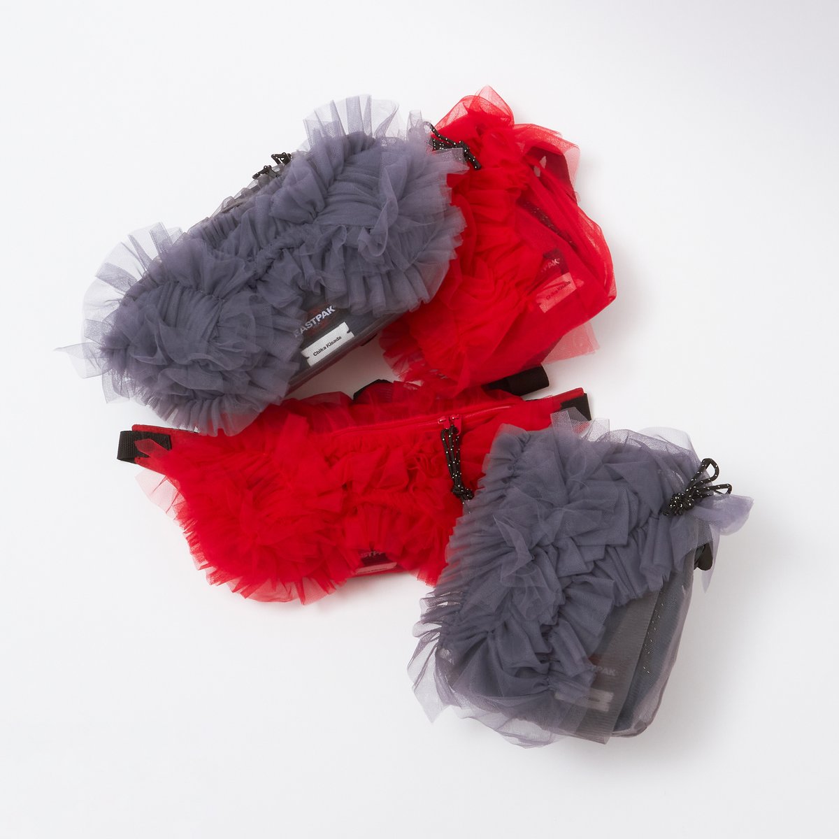 チカ キサダ × イーストパック新作 チュールをあしらったバッグ2型を発売