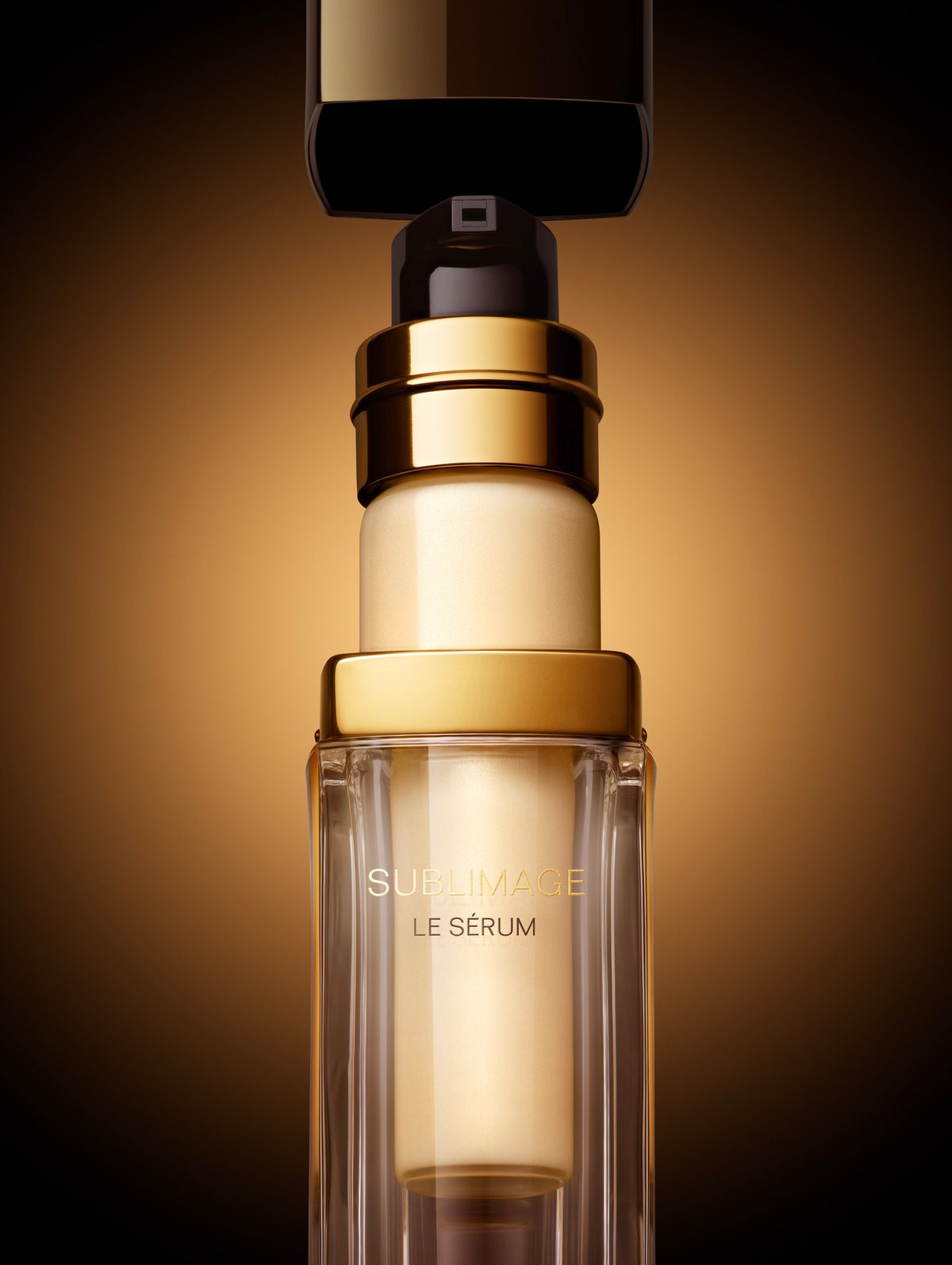 シャネルの最高峰エイジングケア「サブリマージュ」から新美容液と