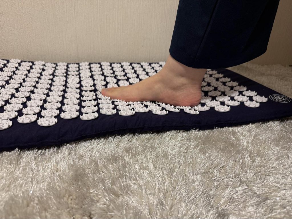 悶絶注意】シャクティマット オリジナル vs アドバンス！痛みに悶える