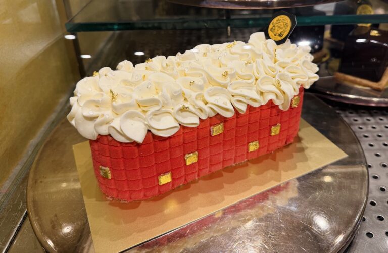 マリアージュフレールのクリスマスケーキ「NOËL LUCKY 'MARCO POLO