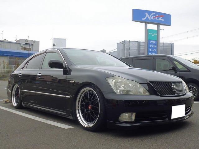 クラウンアスリート 180系 DBA-GRS182(180系) | 装着ギャラリー | カー