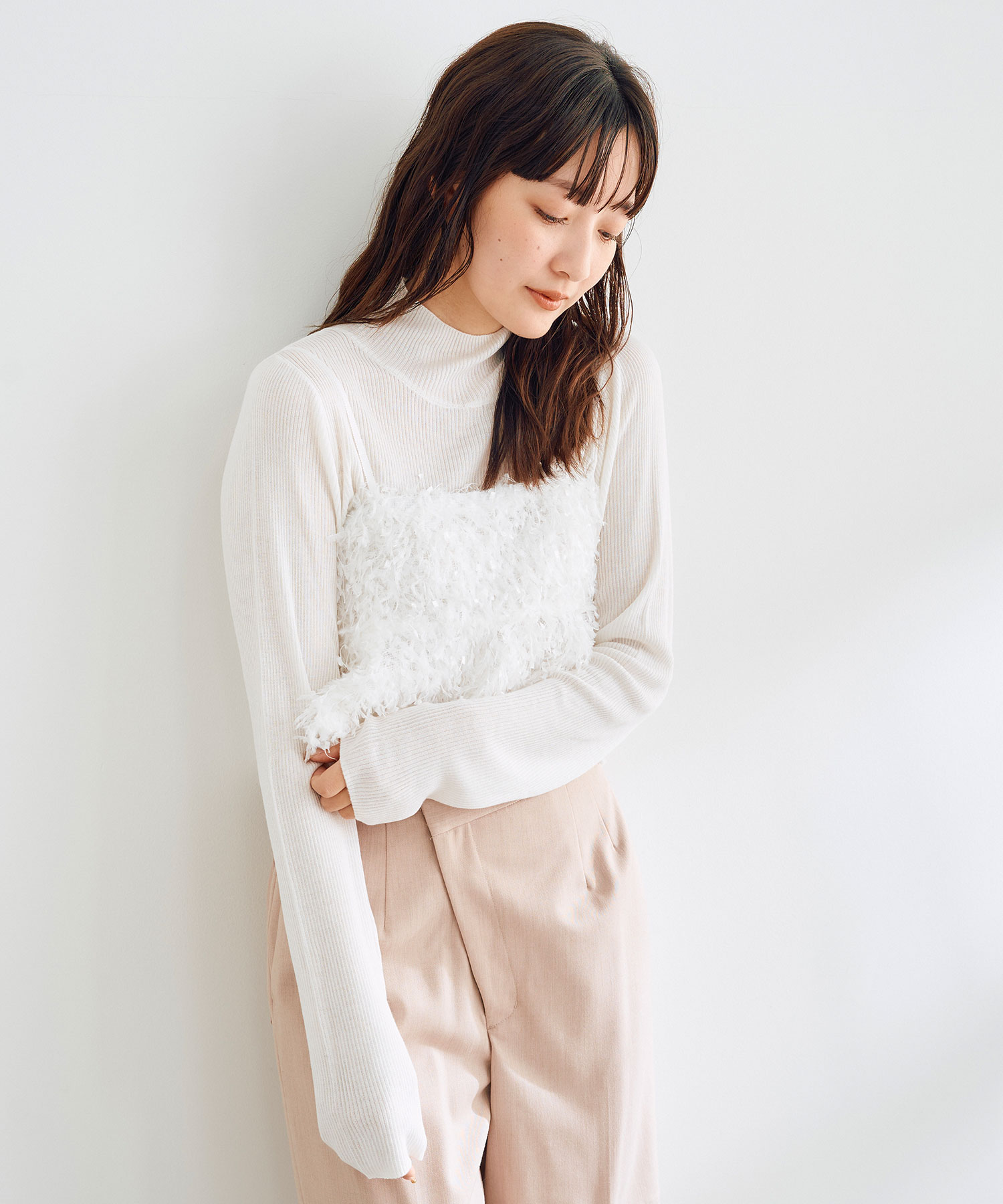 フラッフィーペプラムキャミ×シアーリブタートルニット｜PETAL ONLINE