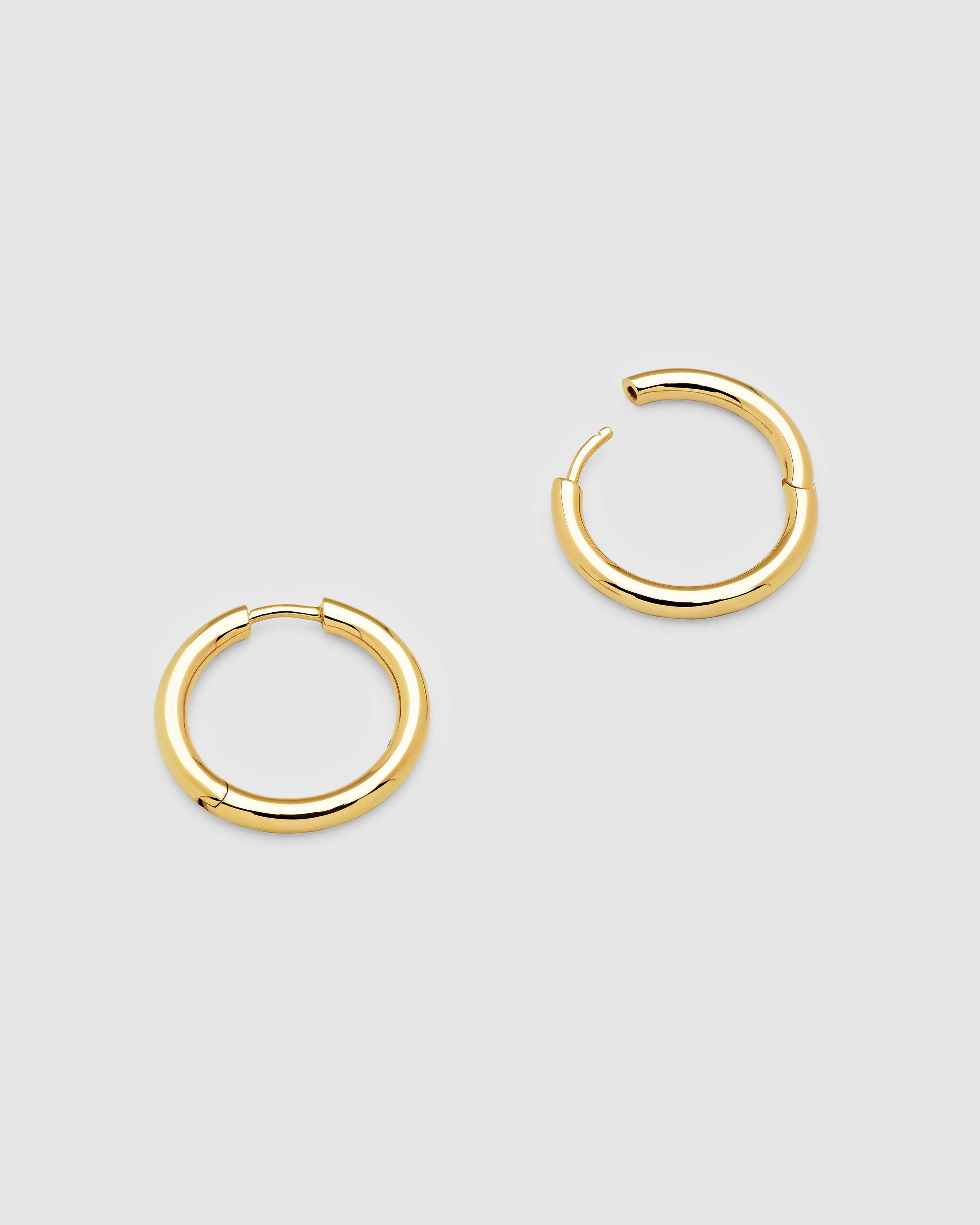 Classic Hoops Medium Gold - Tom Wood Project Official Online Store
