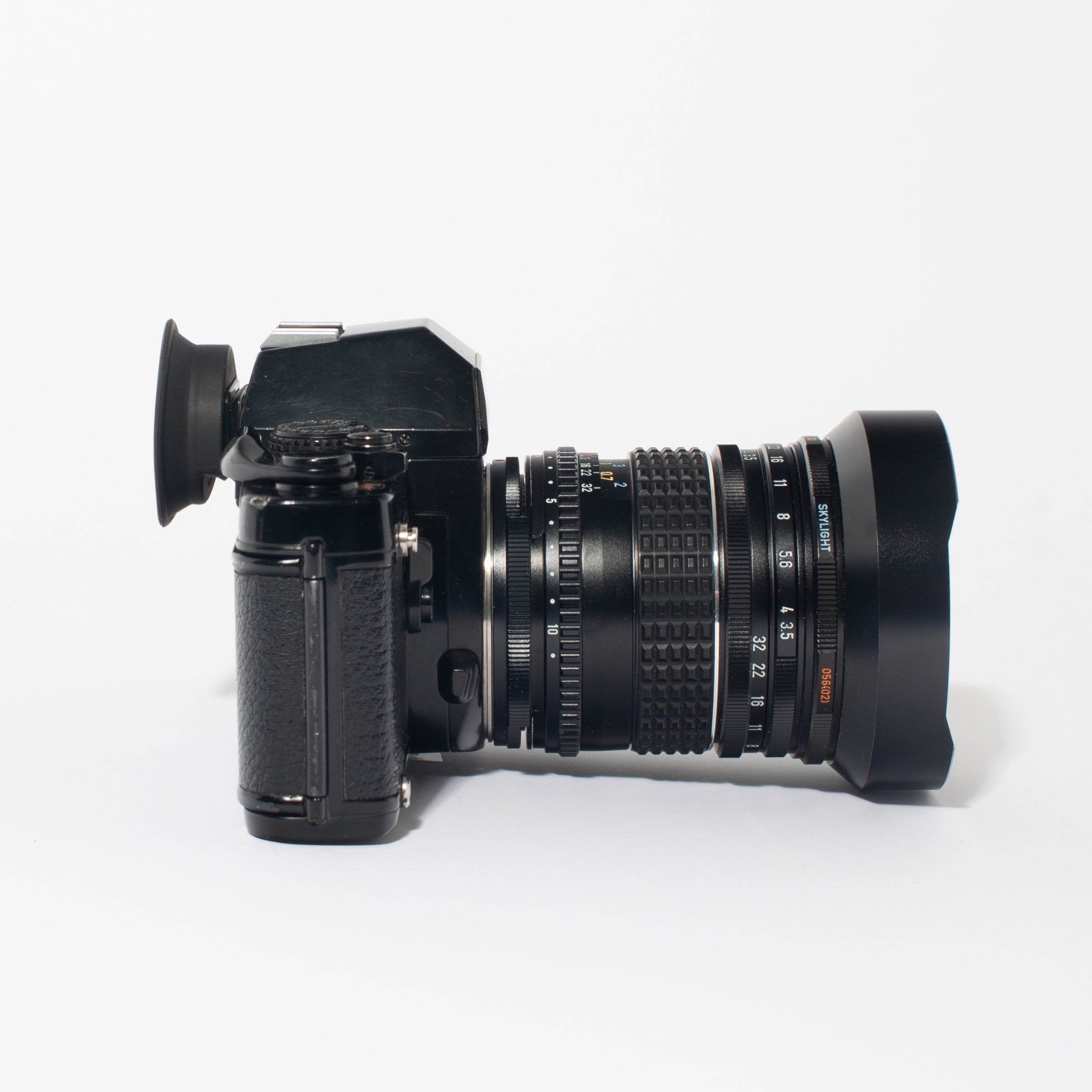 Pentax LX kit w/ 50mm 1.4 lens and 28mm 3.5 shift lens, Power