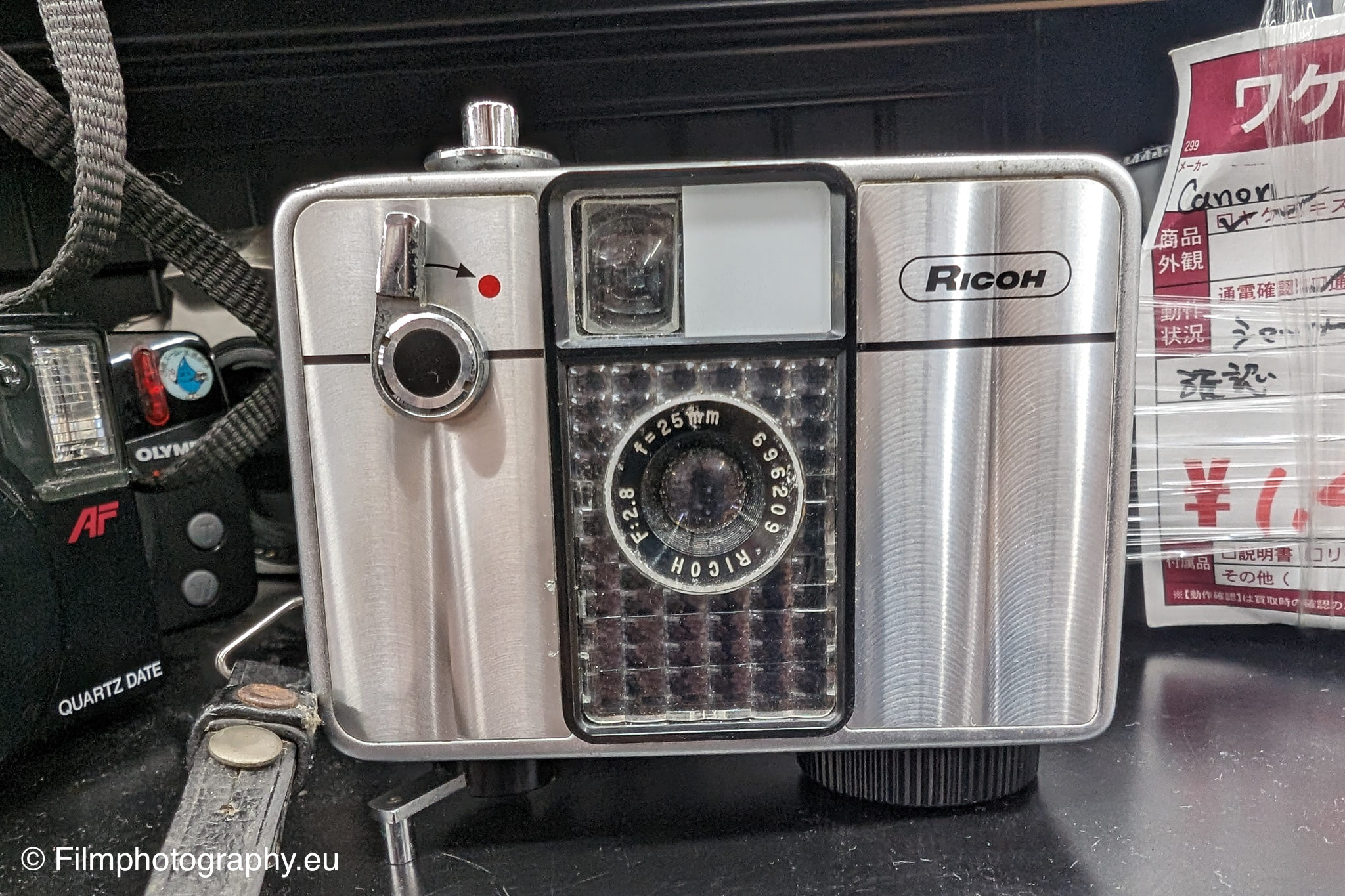 Ricoh Auto Half SE - Features of the camera