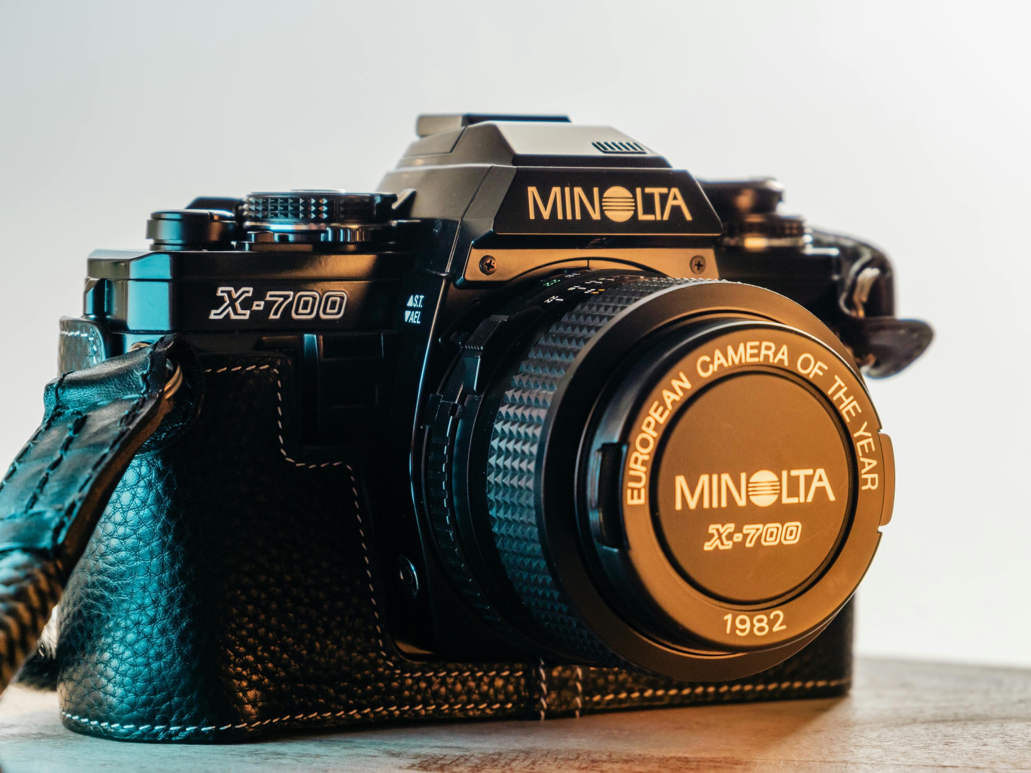 Minolta X-700 - What film and battery do you need?