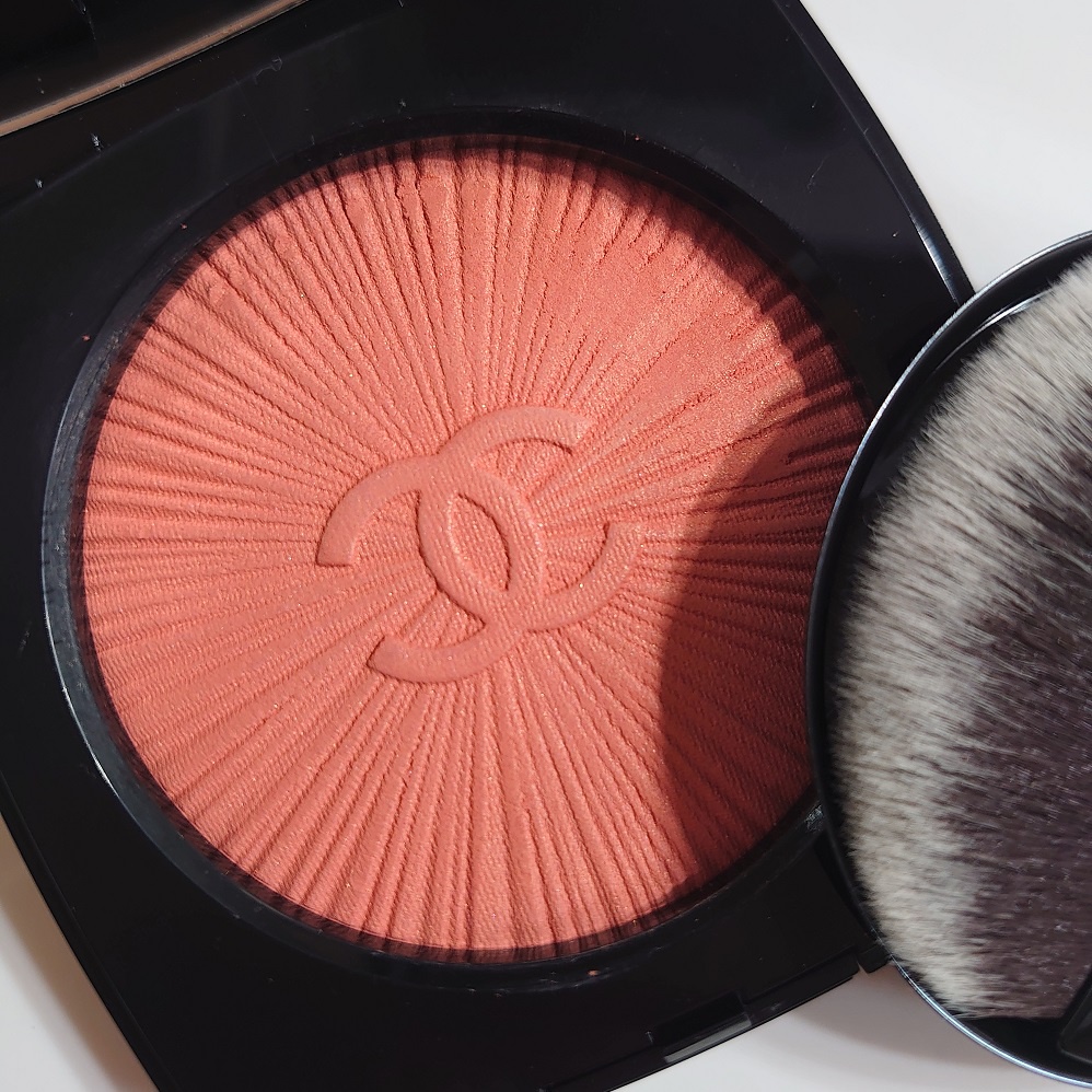 シャネル / ブラッシュ ルミエールの公式商品情報｜美容・化粧品情報は