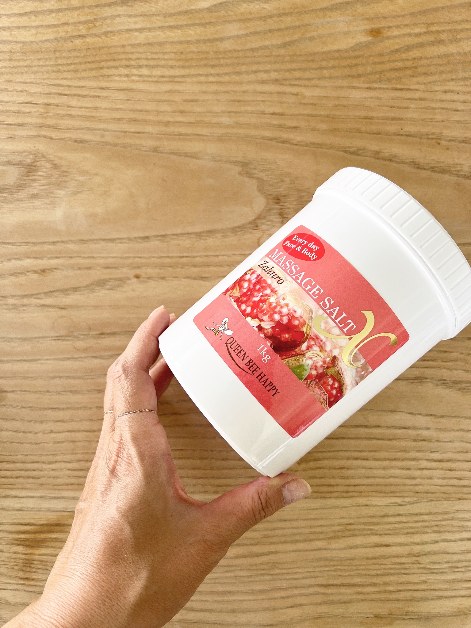 クインビーメルヴェーユ / クインビーハッピーマッサージソルトX