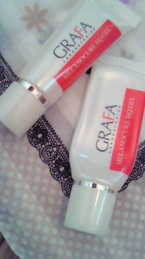 グラファ / メラノキュア HQの公式商品情報｜美容・化粧品情報はアット