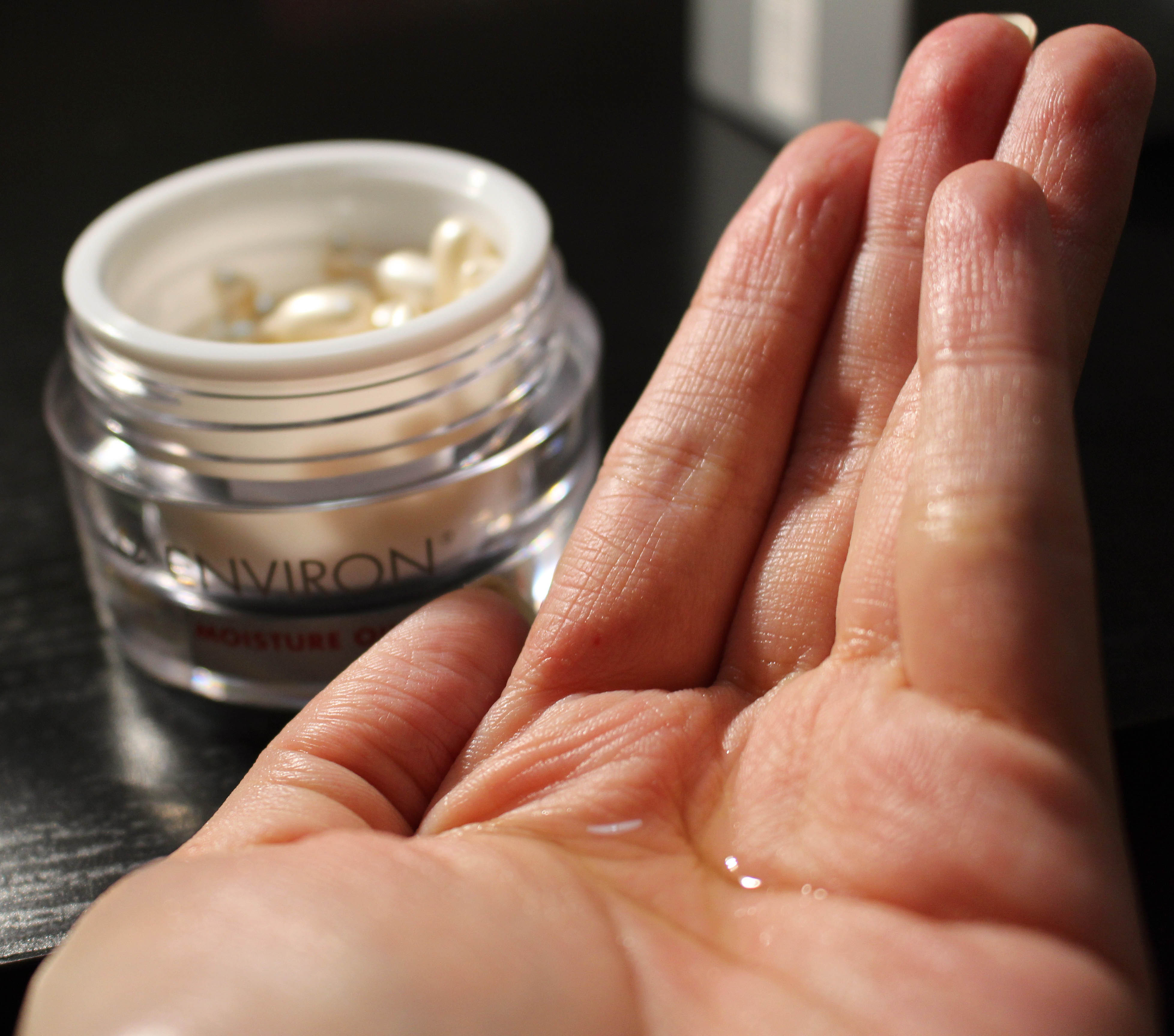 エンビロン / モイスチャーオイルカプセルの公式商品情報｜美容