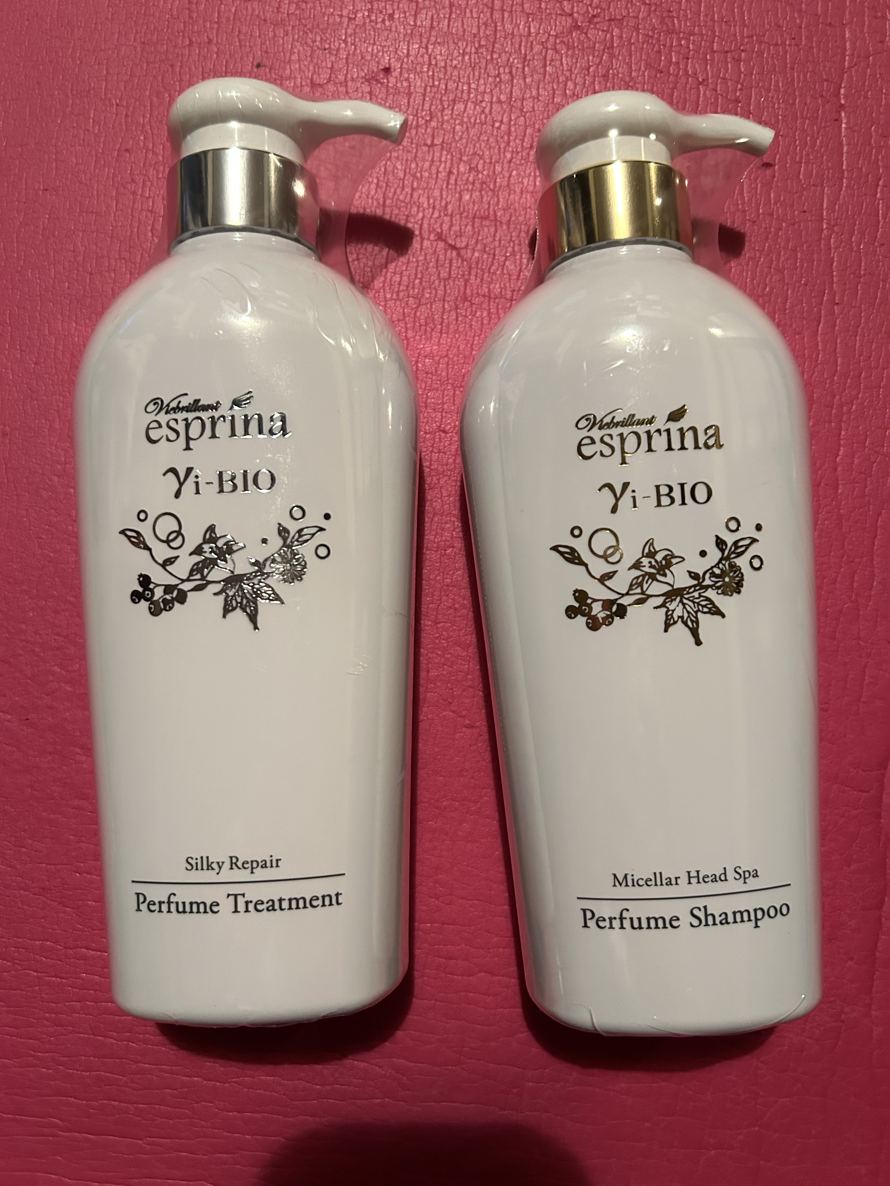 ヴィブリアン エスプリーナ / ボリュームタッチ エイジングケア