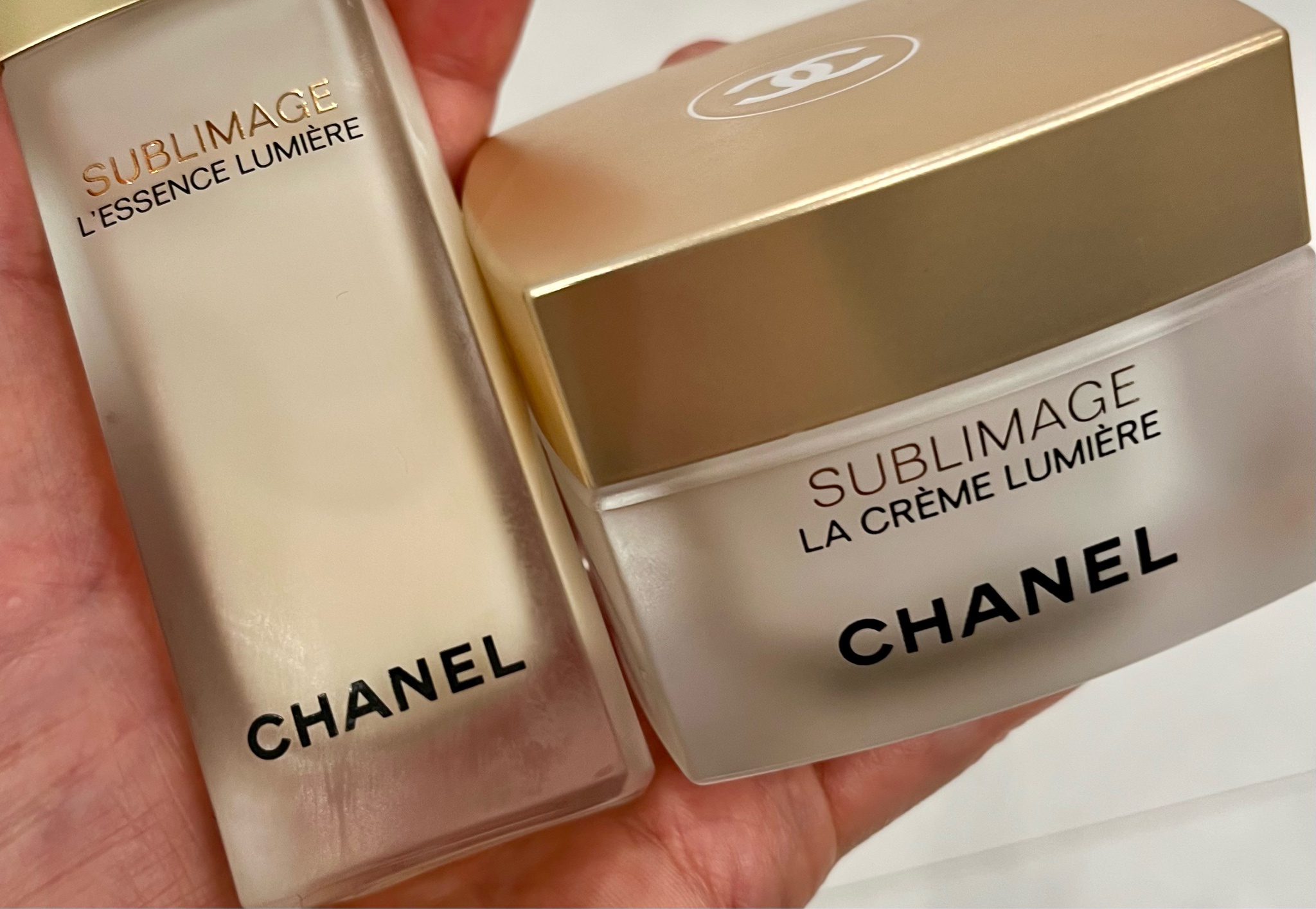 シャネル / サブリマージュ ラ クレーム ルミエールの公式商品情報