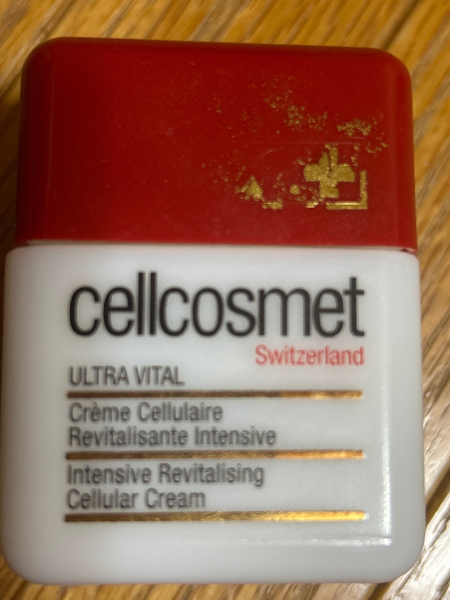 セルコスメ / ウルトラバイタルの商品情報｜美容・化粧品情報はアット