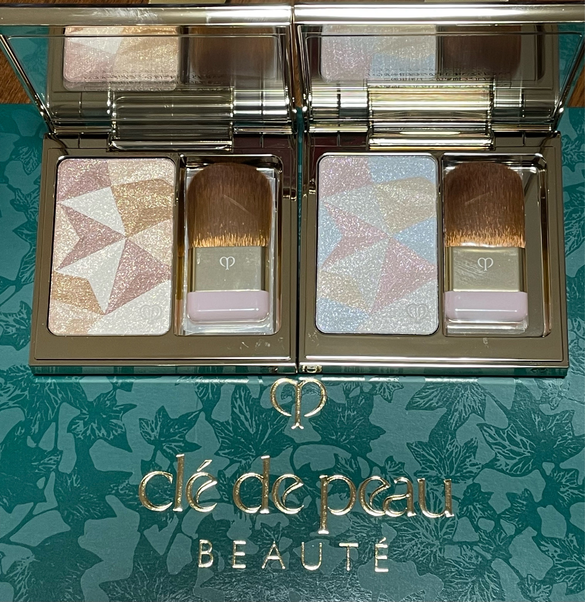 クレ・ド・ポー ボーテ / レオスールデクラ 15の公式商品情報｜美容