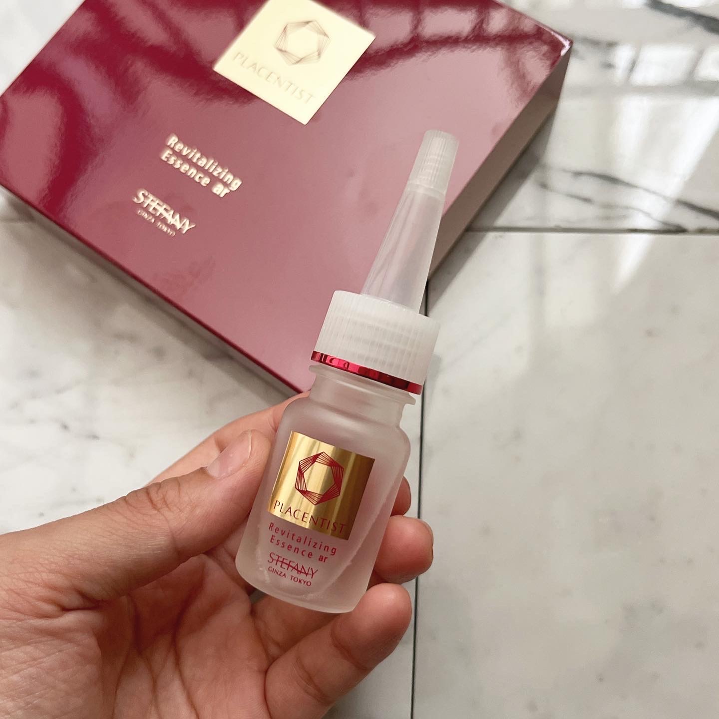PLACENTIST(プラセンティスト) / リバイタライジングエッセンスarの