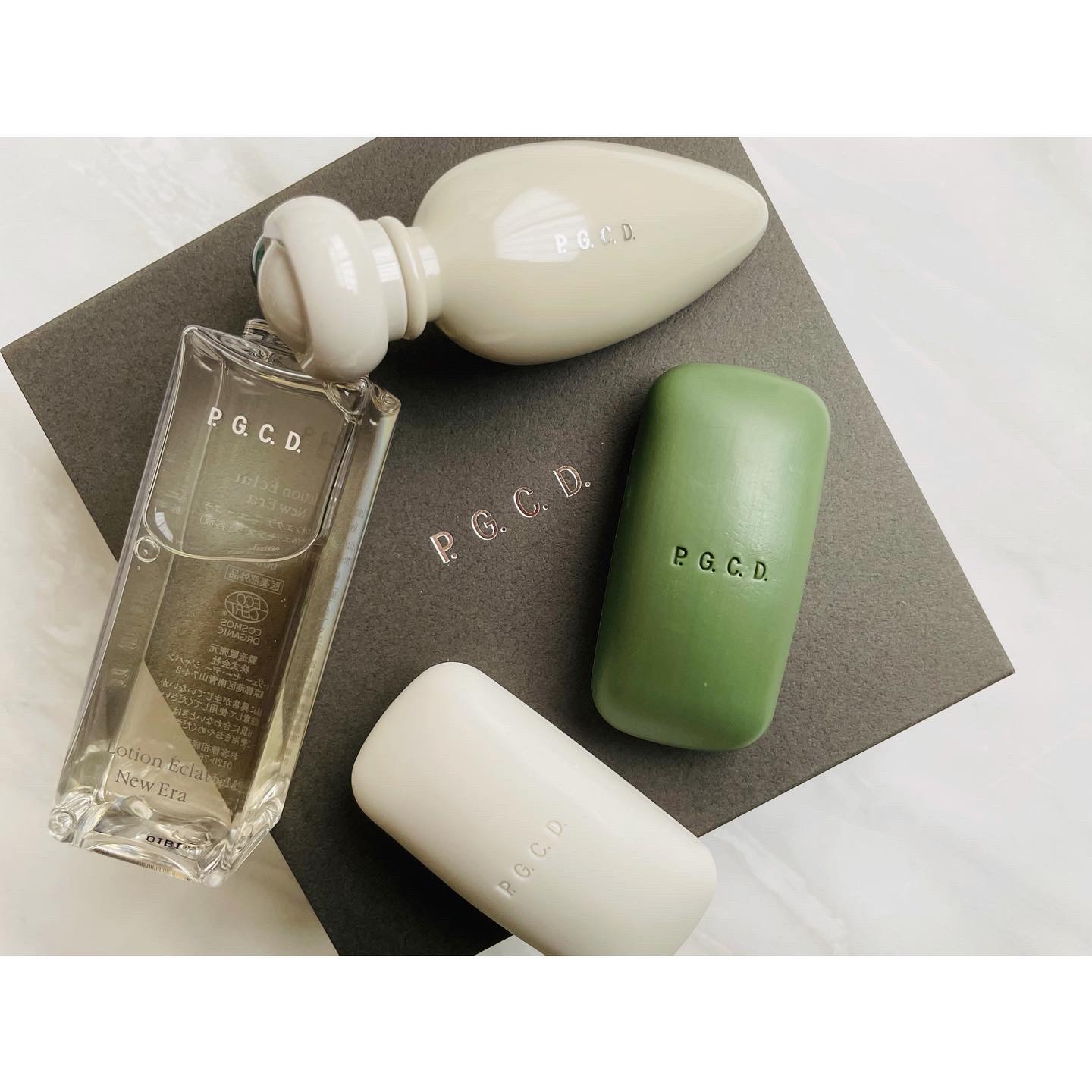 P.G.C.D.(ペー・ジェー・セー・デー) / ロシオン エクラの公式商品情報