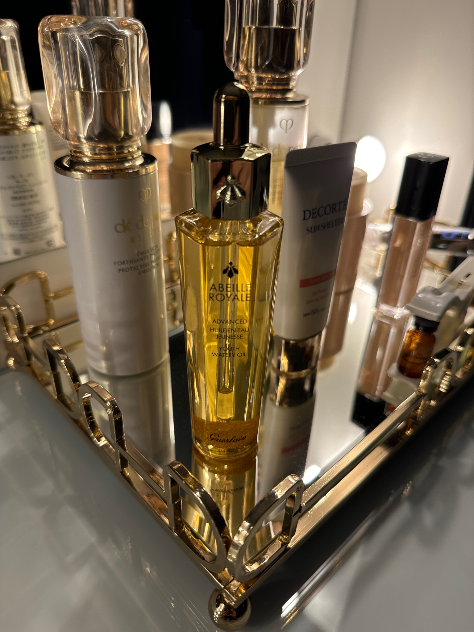 ゲラン / アベイユ ロイヤル アドバンスト ウォータリー オイル 50mlの