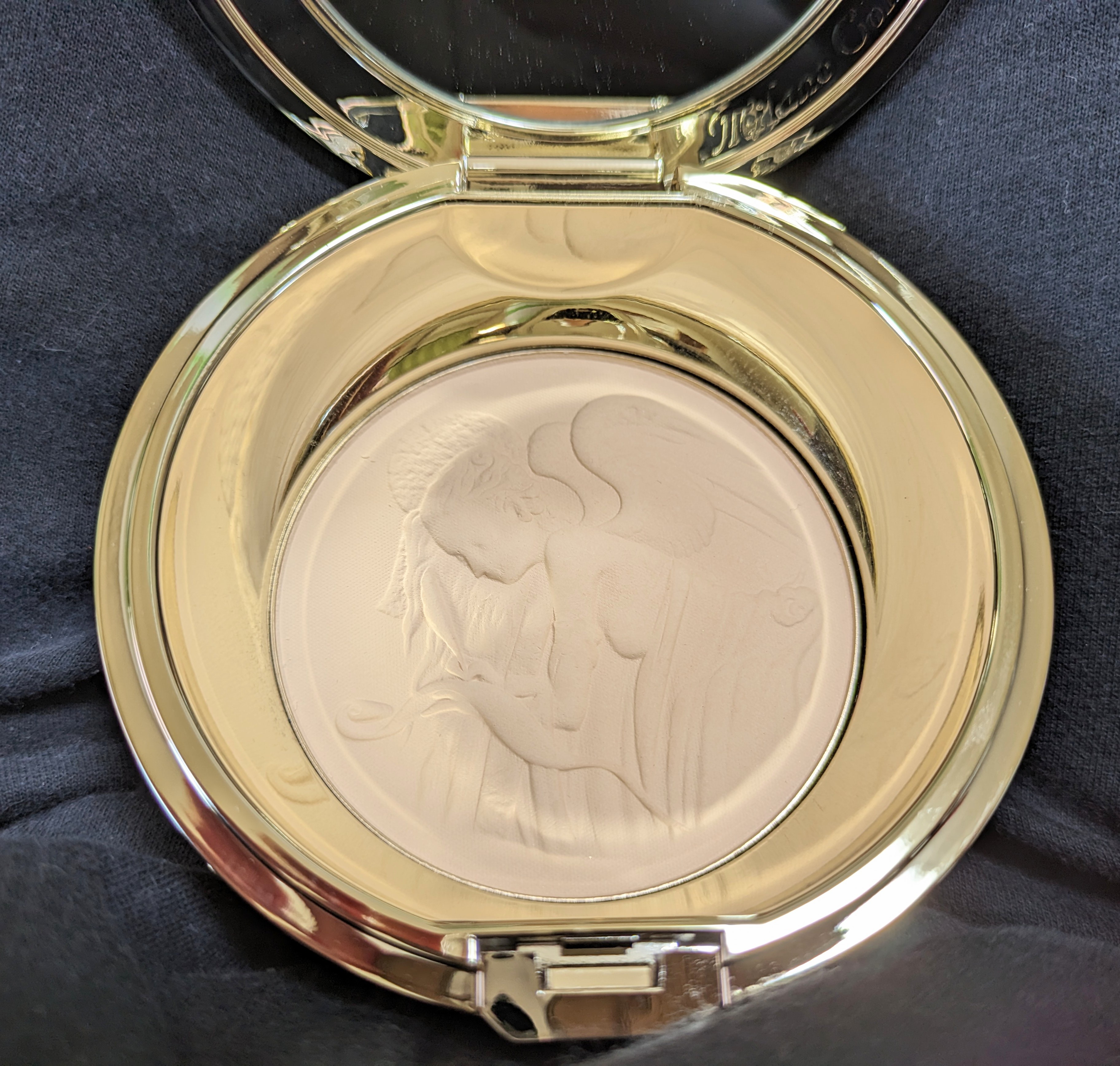 ミラノコレクション / GR フェースアップパウダー2024 本体 30gの公式