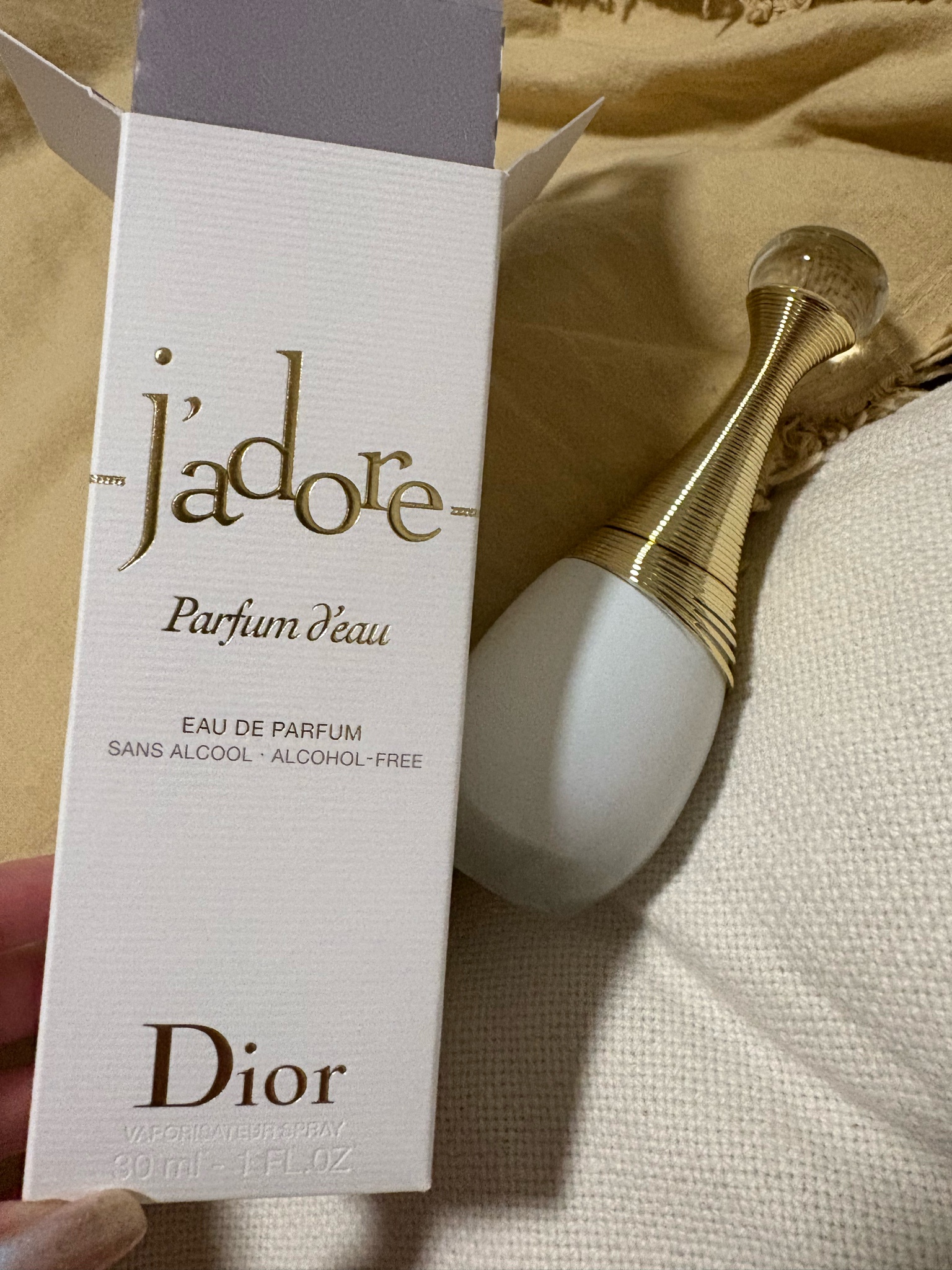 ディオール / ジャドール パルファン ドーの公式商品情報｜美容