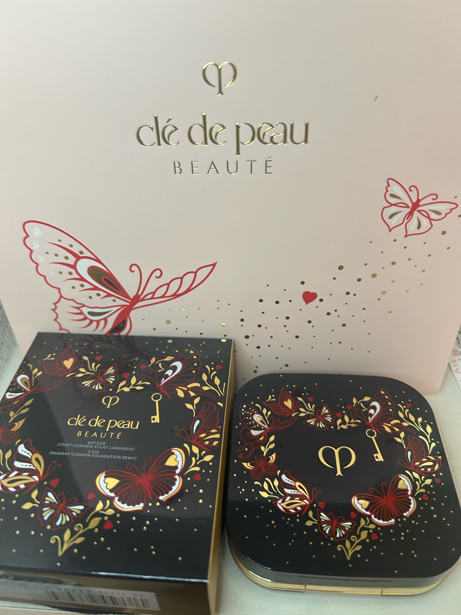 クレ・ド・ポー ボーテ / タンクッションエクラ ルミヌ ケース(限定