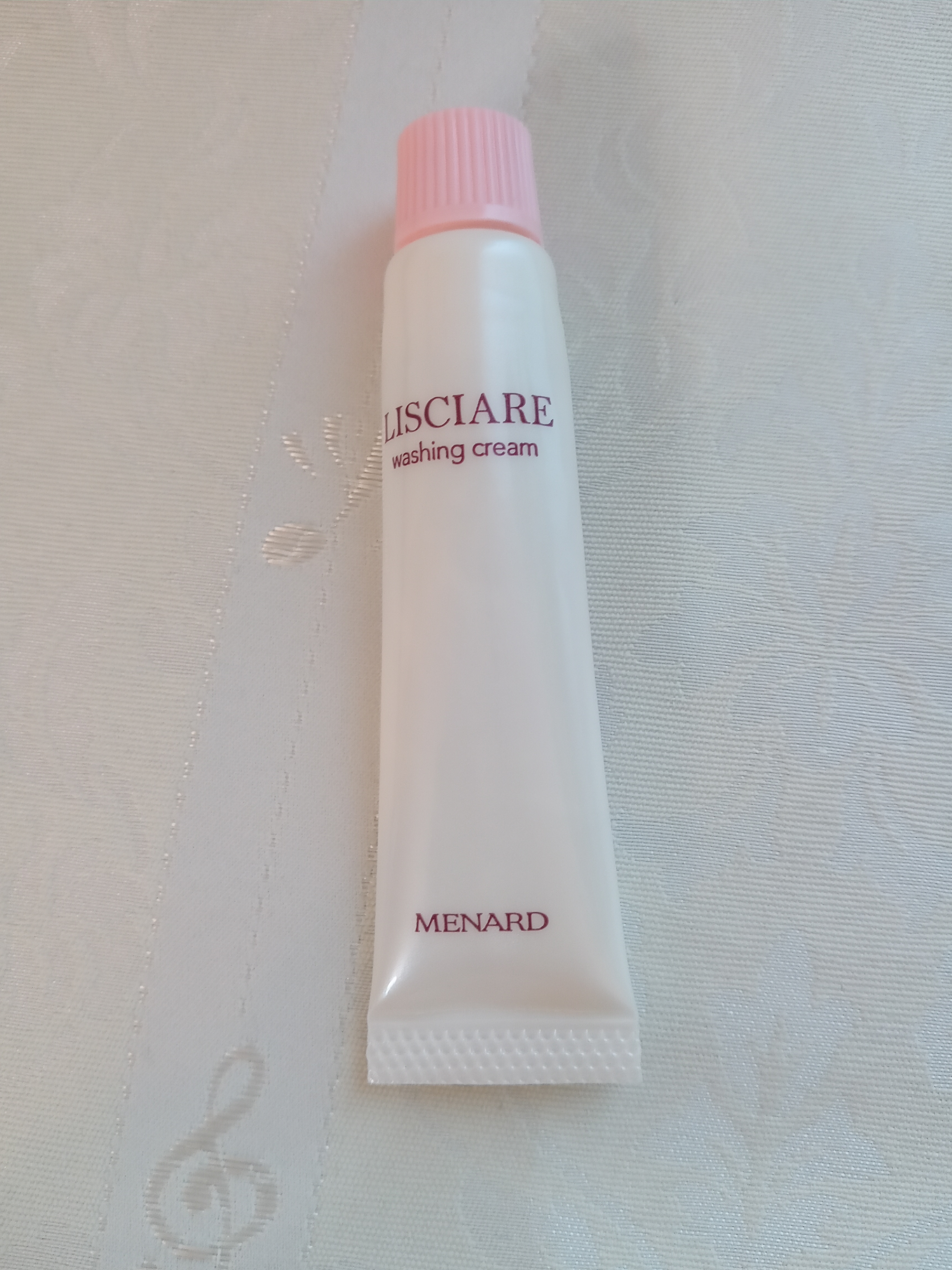 メナード / リシアル ウオッシングクリームの公式商品情報｜美容