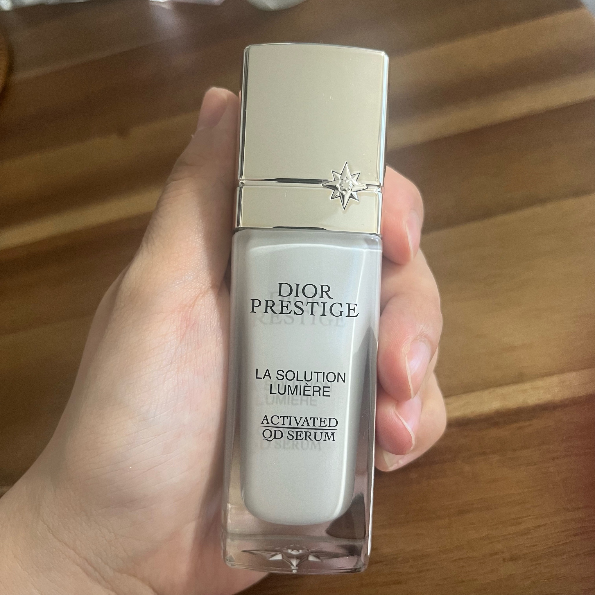ディオール / プレステージ ホワイト リンクル セラム ルミエールの