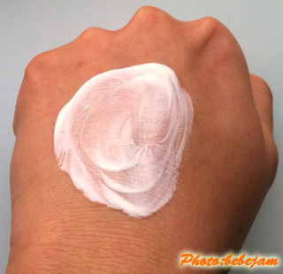 シュウ ウエムラ / ステージ パフォーマー グロー クリエーターの公式