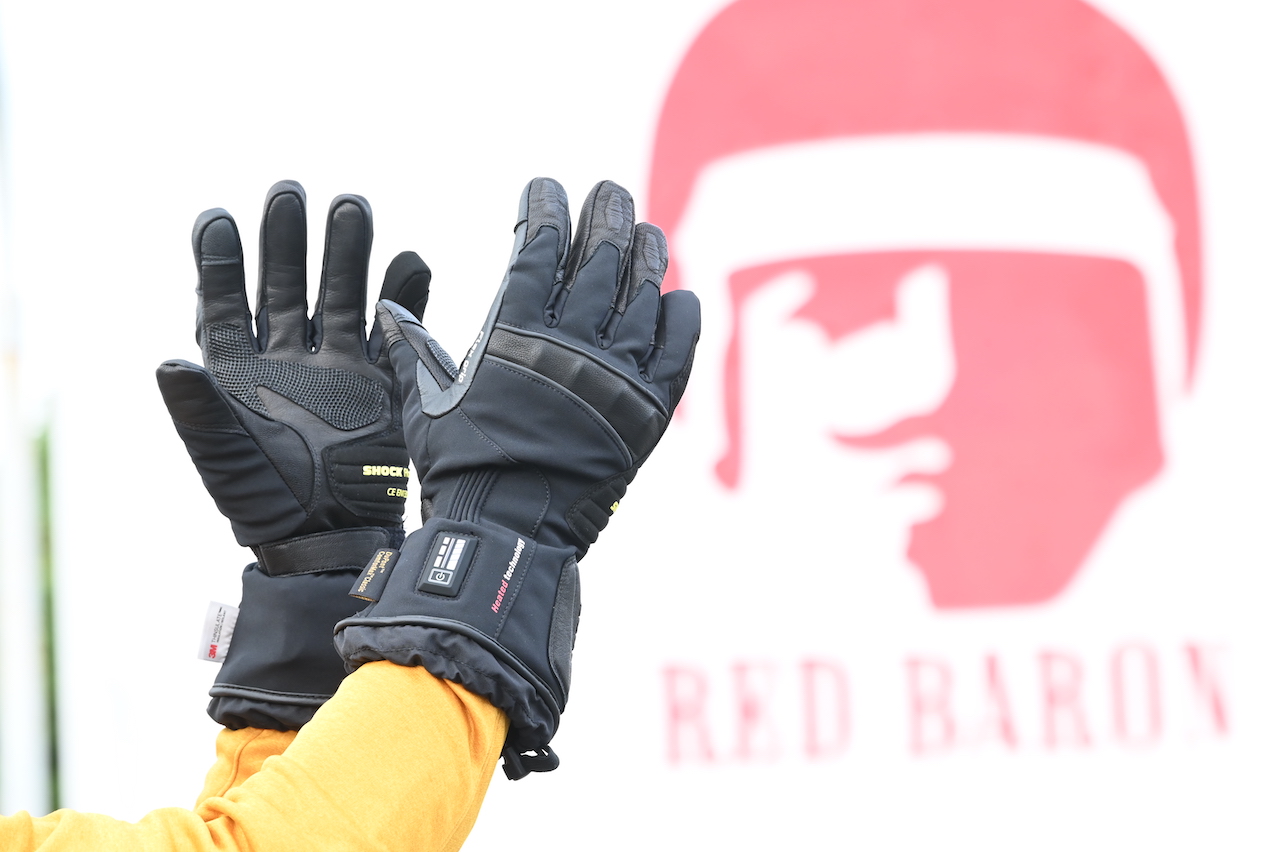 レッドバロンのバイク用電熱グローブがモデルチェンジ！【ゼロスグラブ