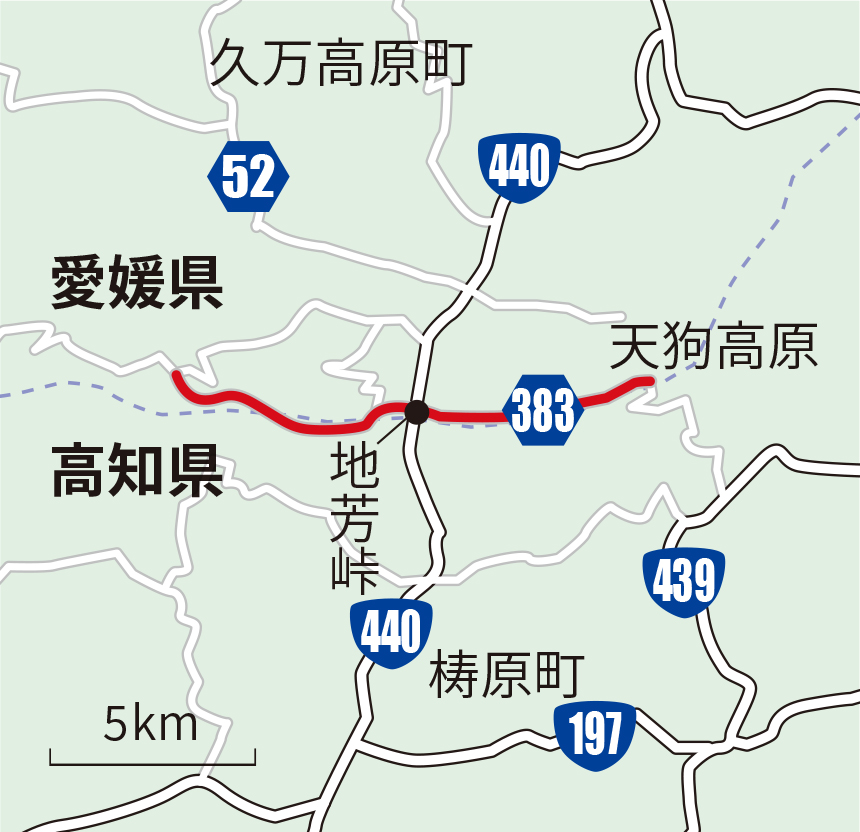 広大なカルスト台地を駆け上がれ！ 県道383号四国カルスト公園縦断線