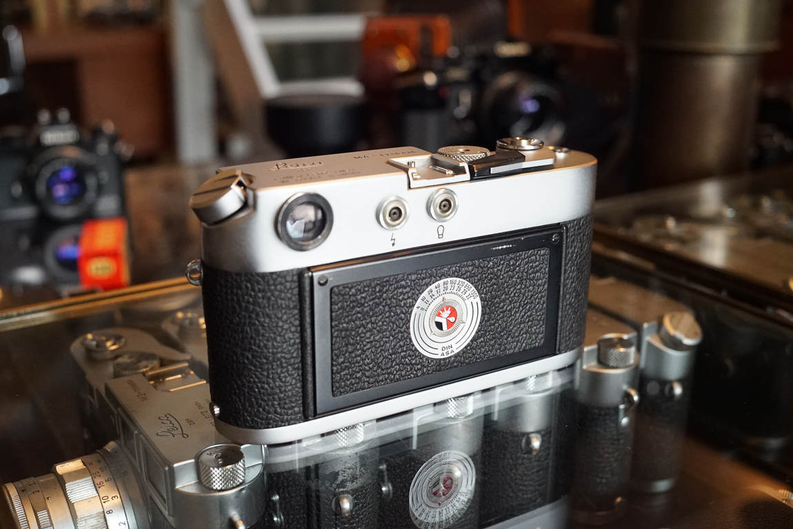 Leica M4 chrome + 