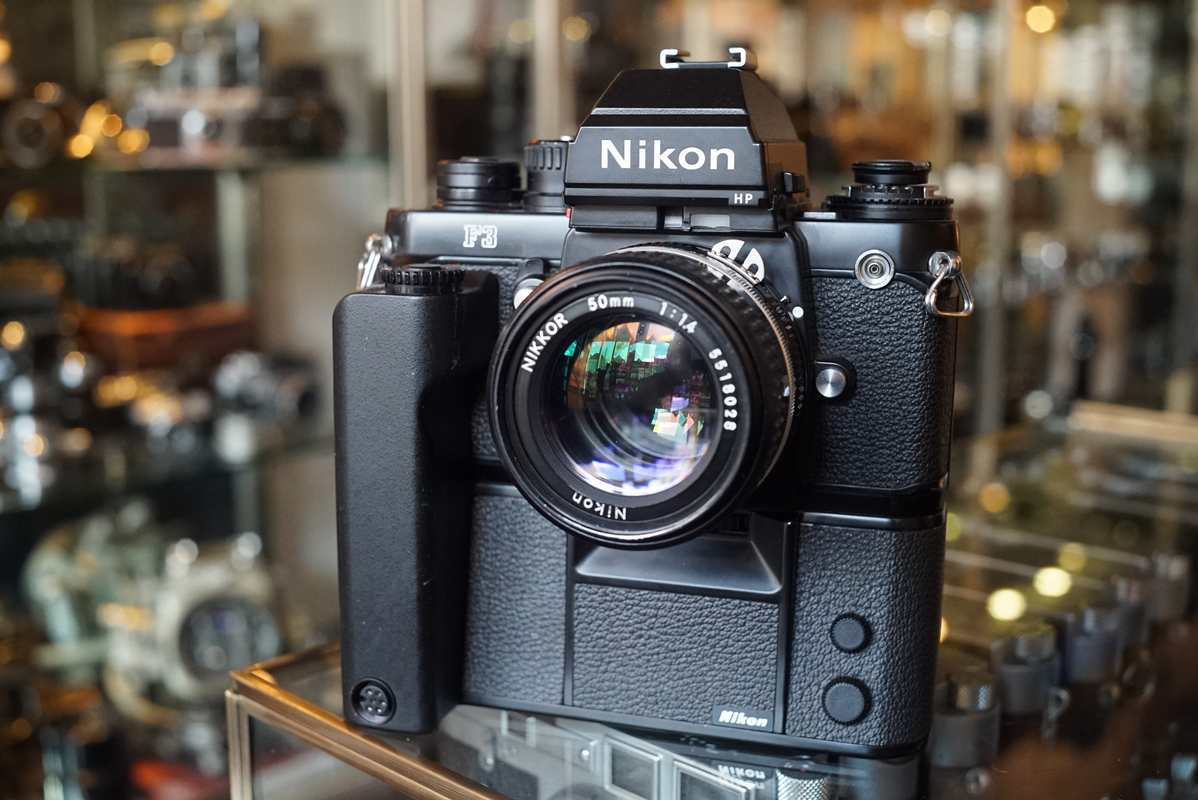 Nikon F3p with HP finder and MD-4 body, no lens - Fotohandel