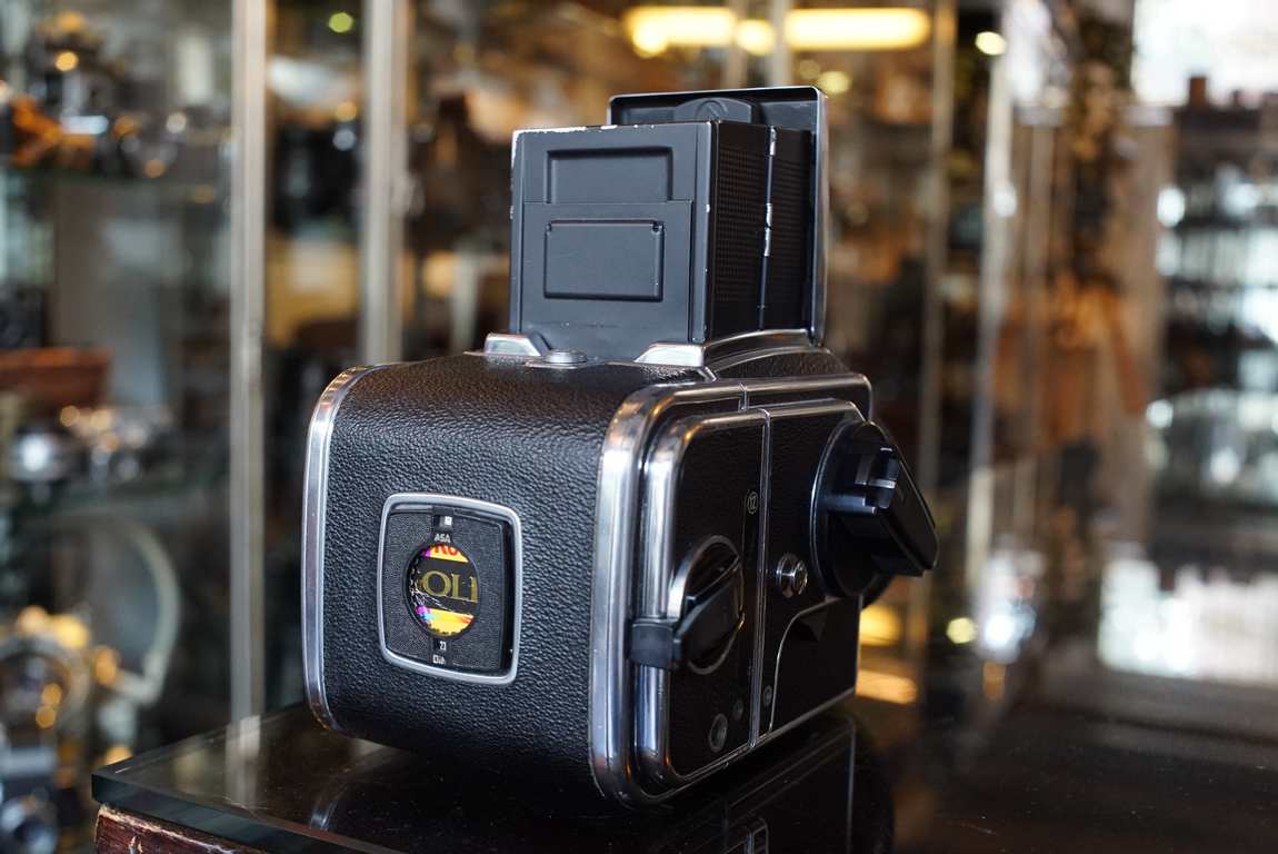 Hasselblad 2000FC + Planar 80mm f/2.8 F - Fotohandel Delfshaven